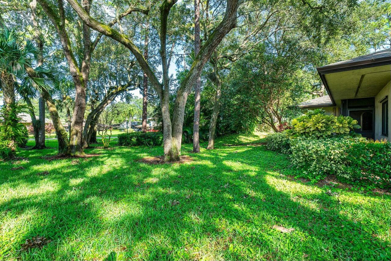 7523 Greenlake Way A