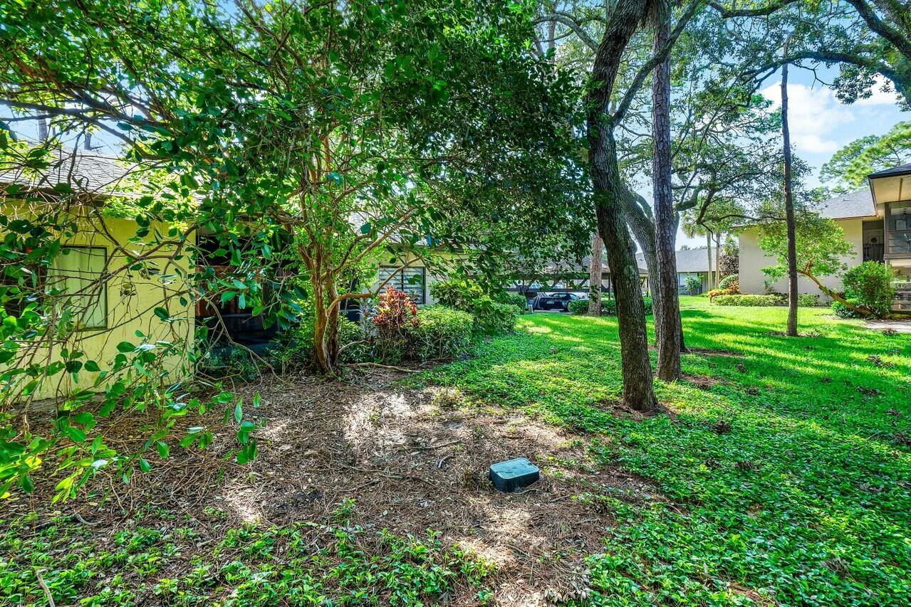 7523 Greenlake Way A