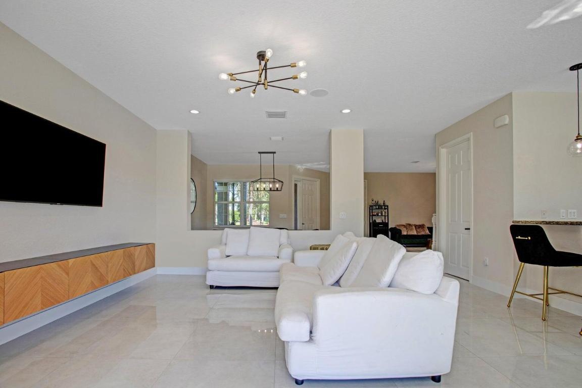 8198 Kendria Cove Ter Terrace