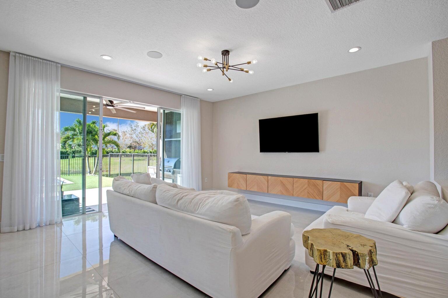 8198 Kendria Cove Ter Terrace