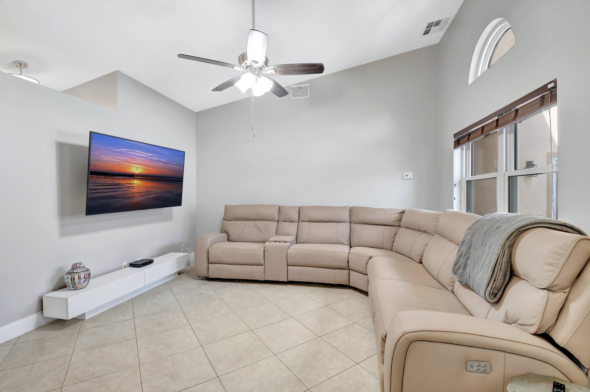 11122 Harbour Springs Circle
