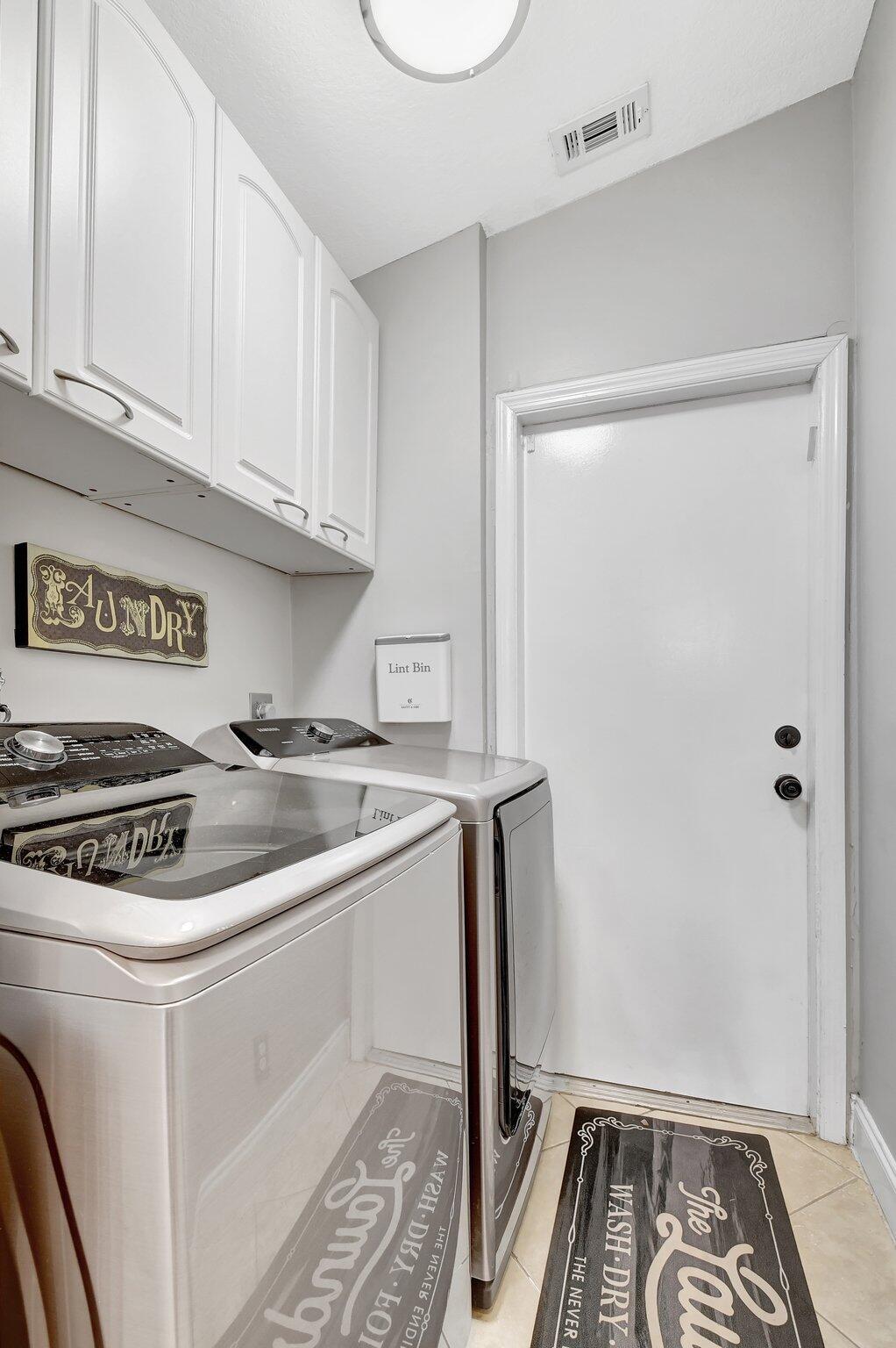 11122 Harbour Springs Circle