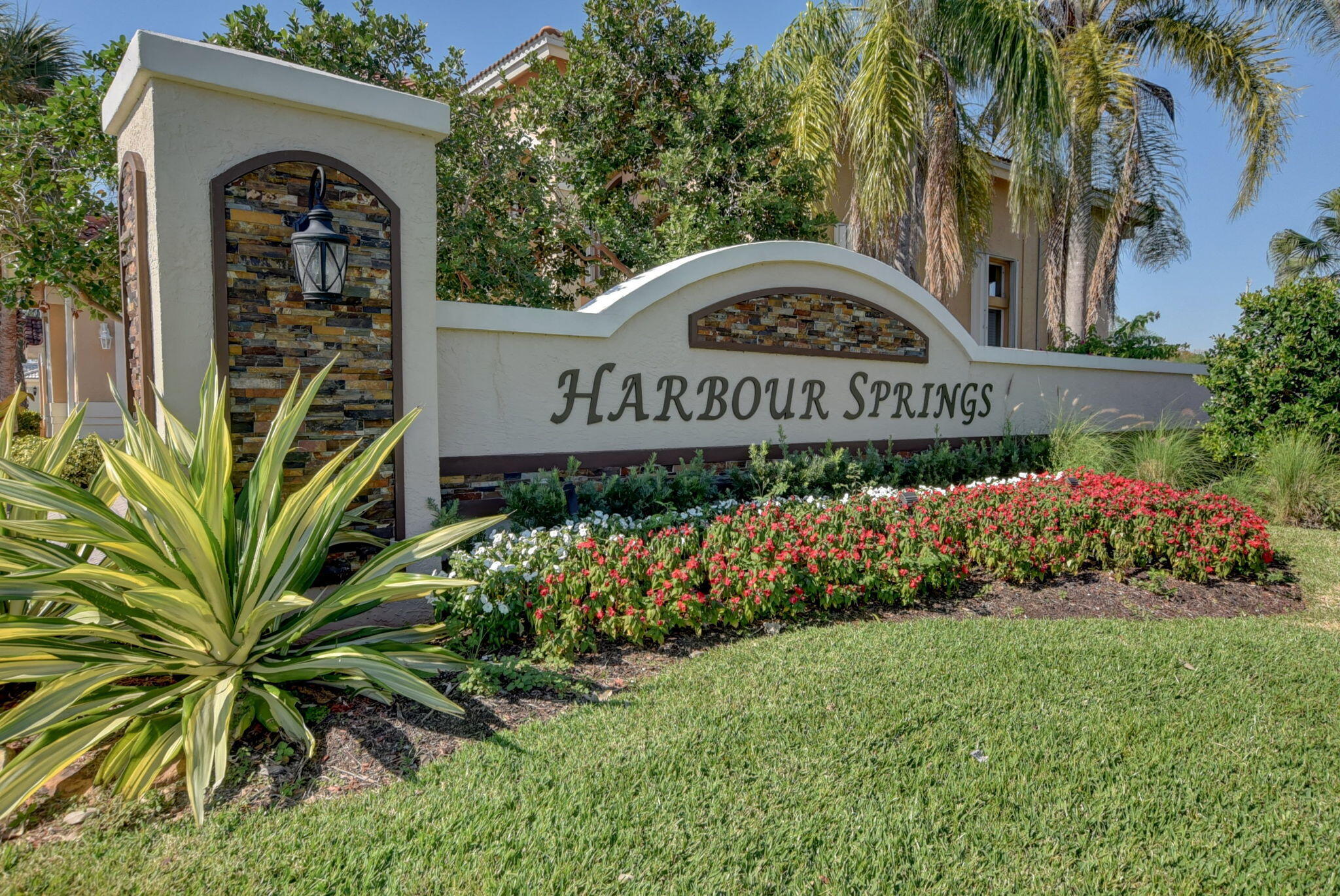 11122 Harbour Springs Circle