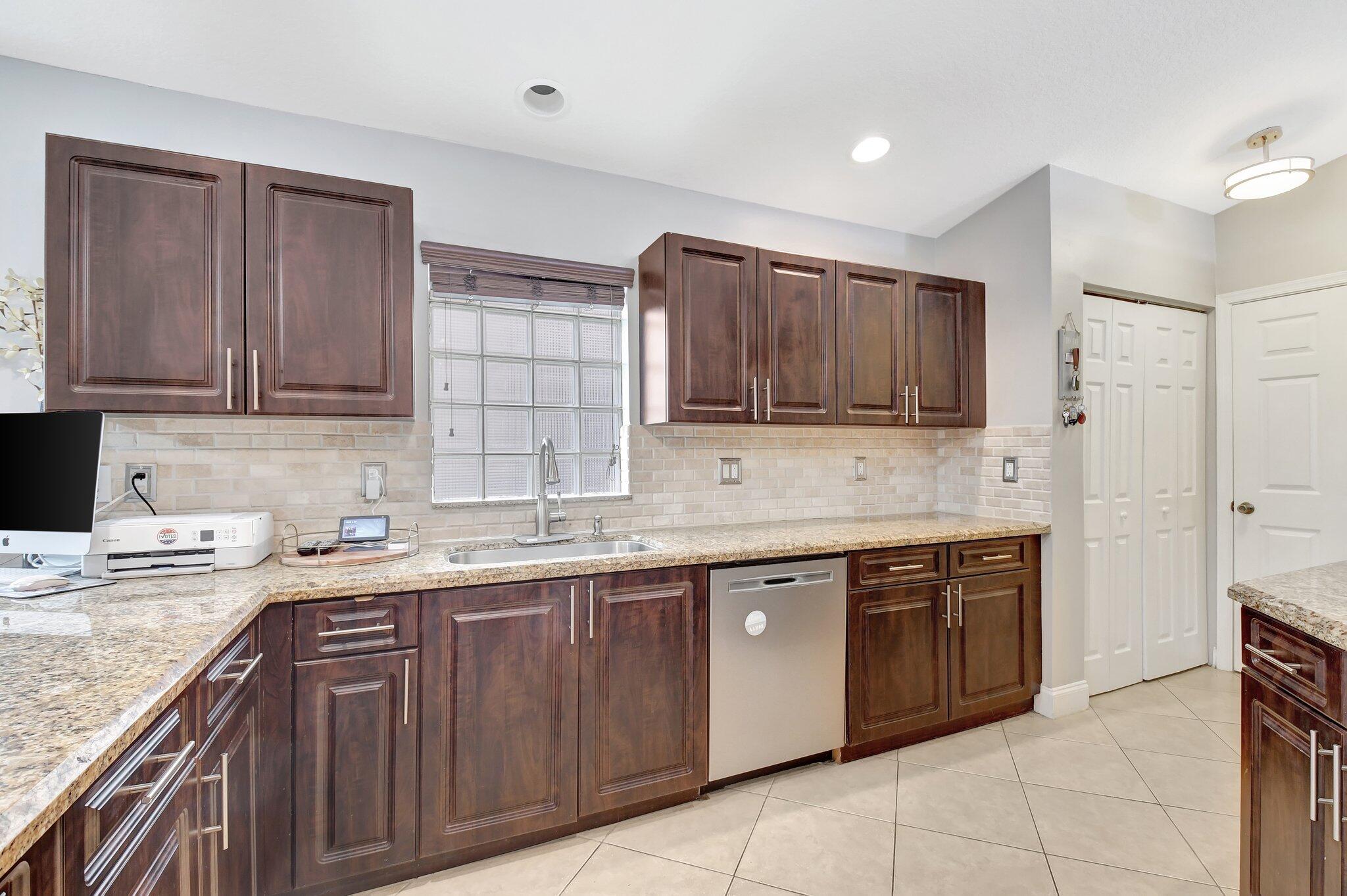11122 Harbour Springs Circle