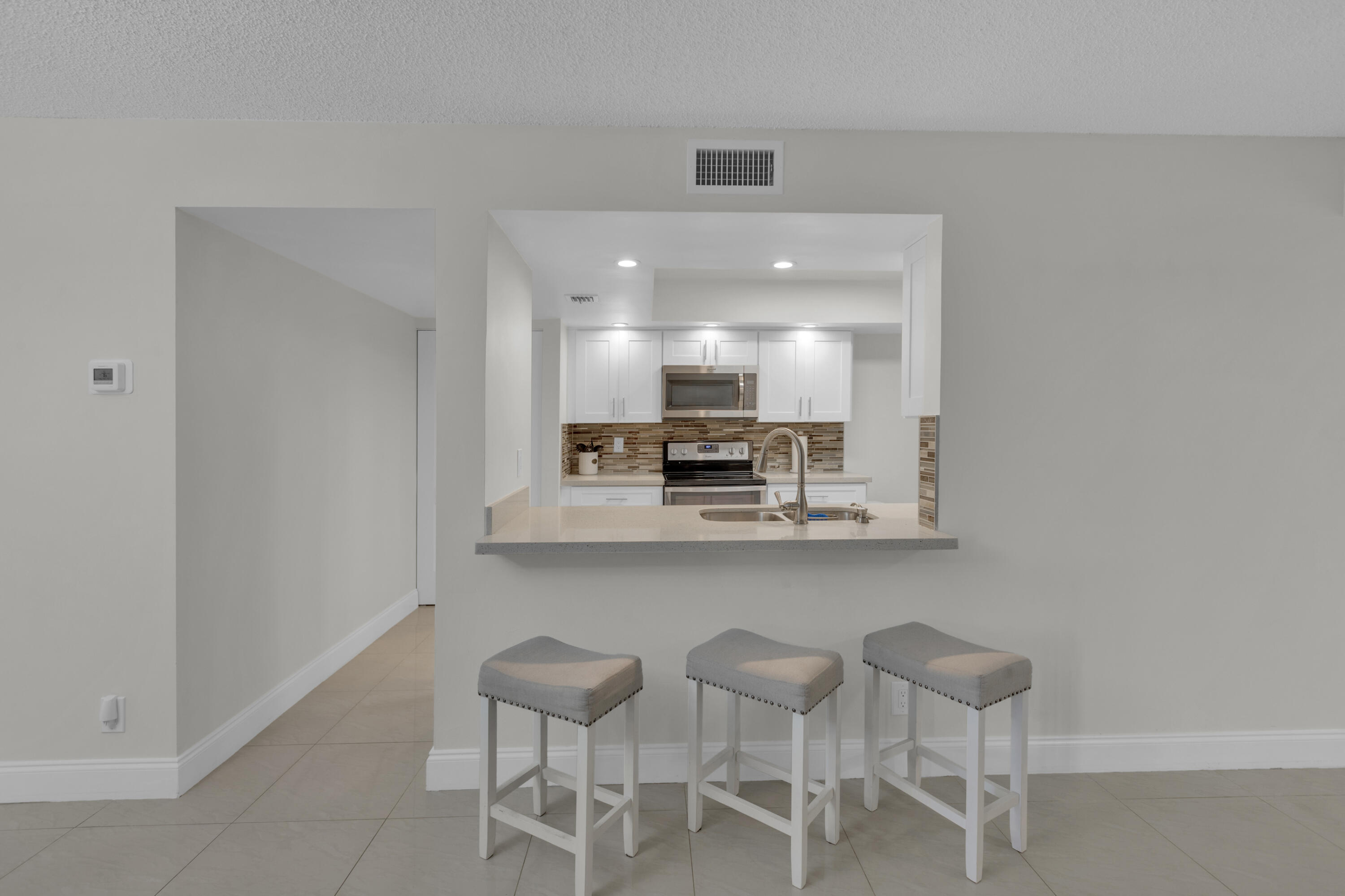 955 Dotterel 2104 Road 2104