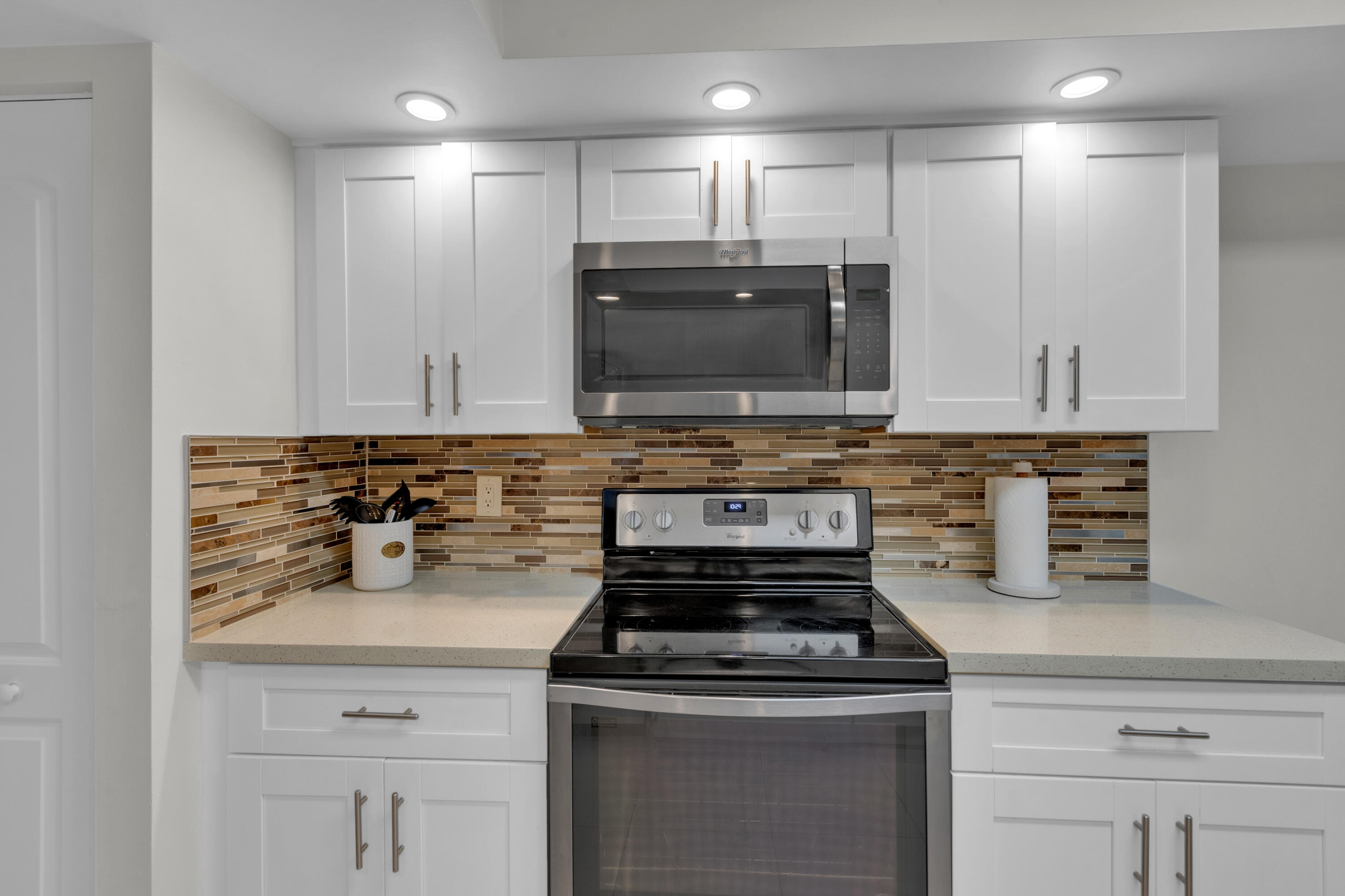 955 Dotterel 2104 Road 2104