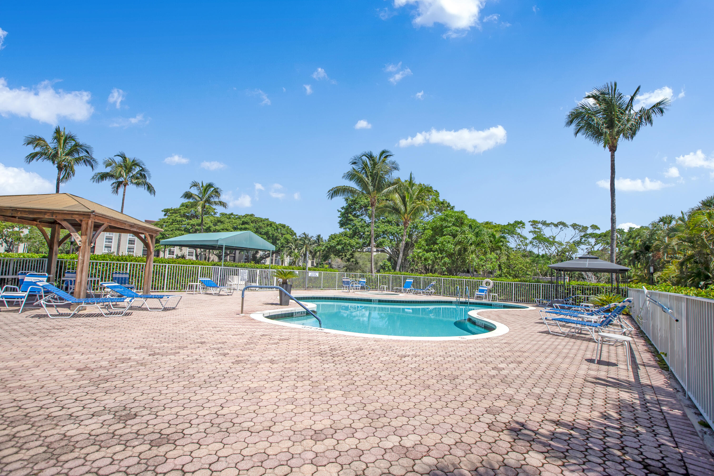 955 Dotterel 2104 Road 2104