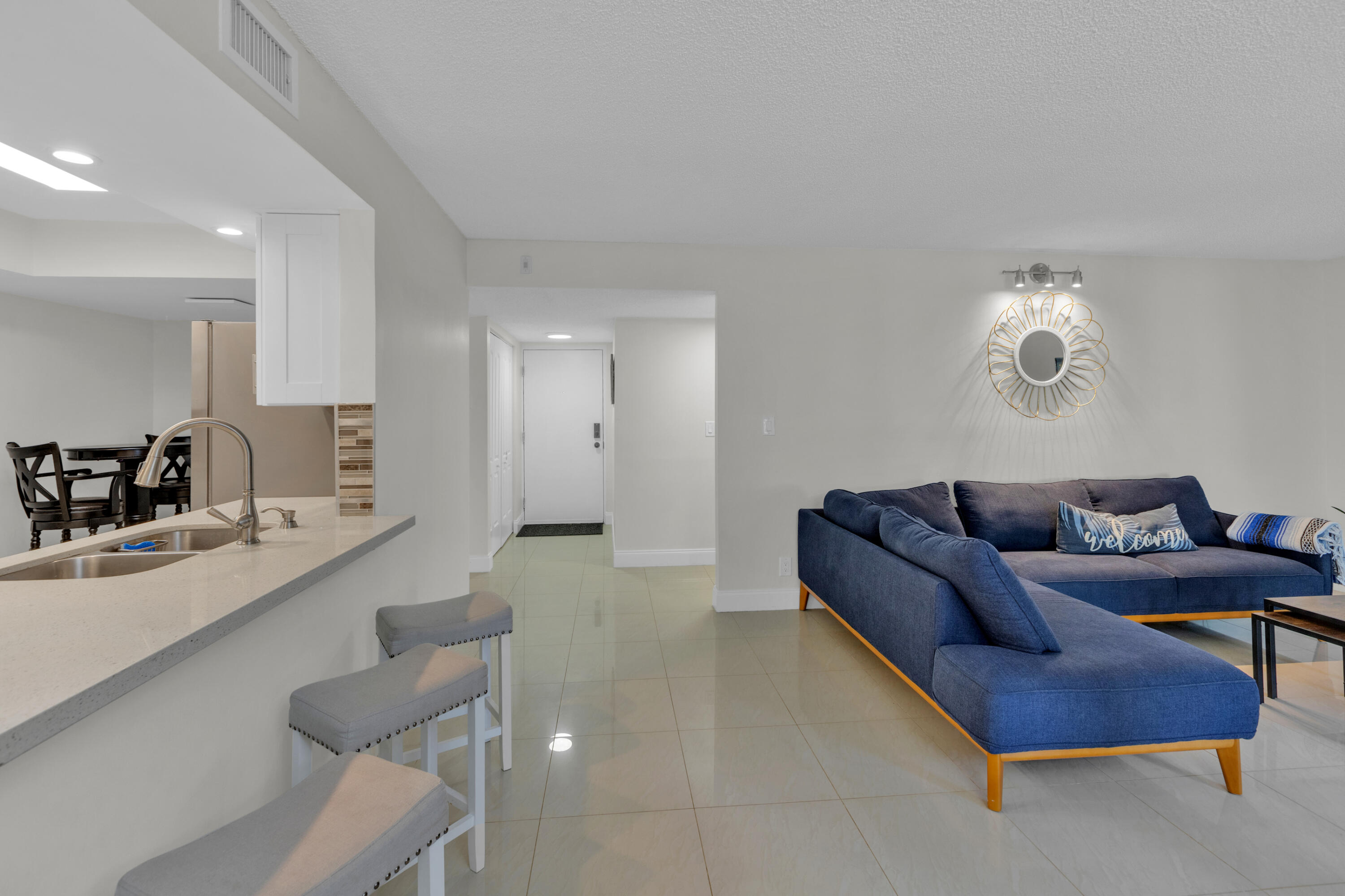 955 Dotterel 2104 Road 2104
