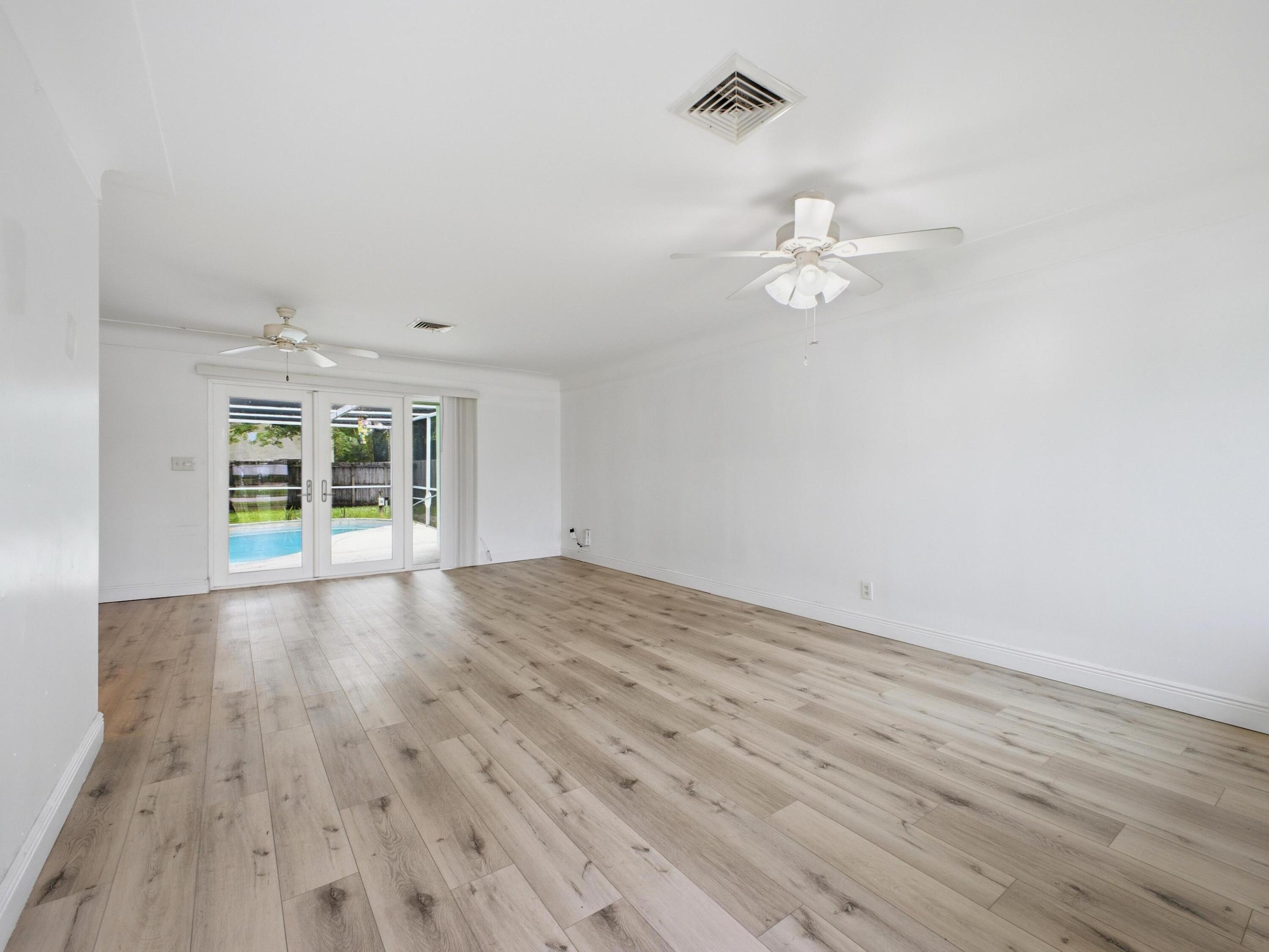 1680 NE 34th Lane