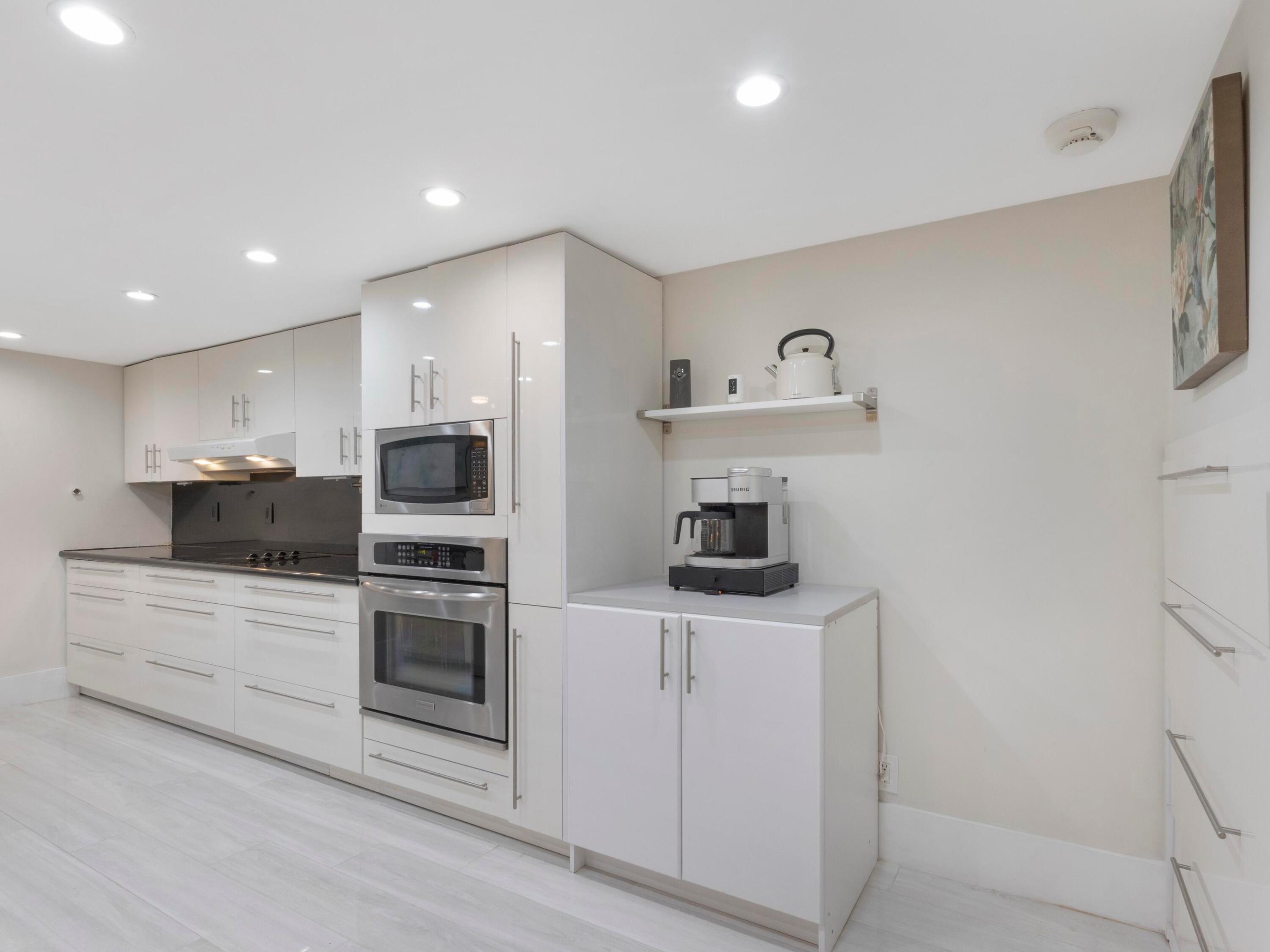 955 Egret Circle 102