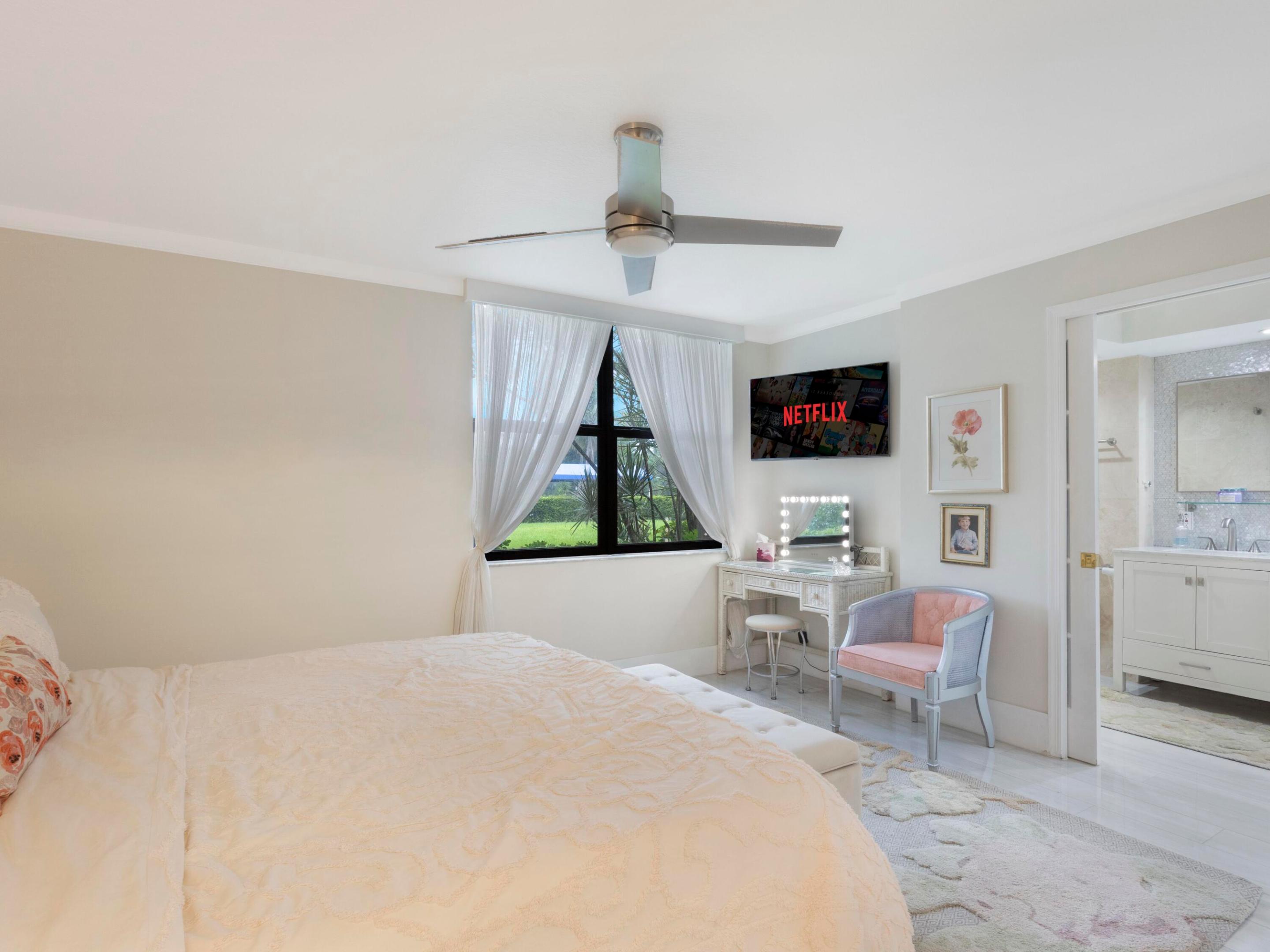 955 Egret Circle 102