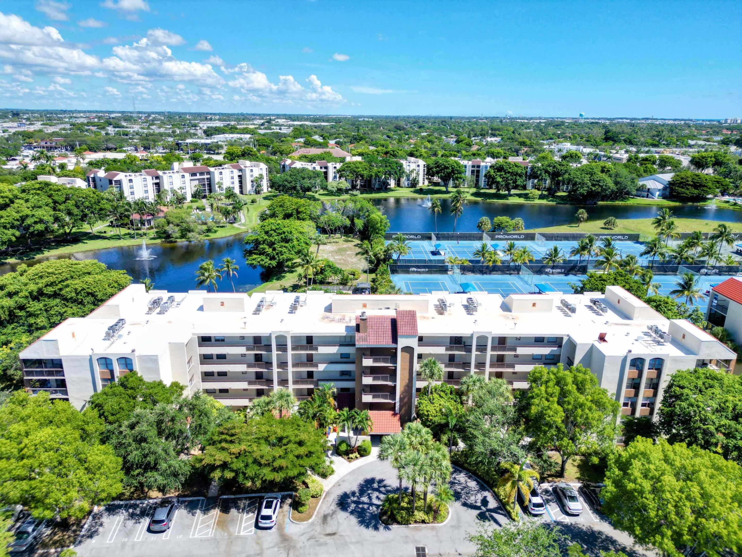 955 Egret Circle 102