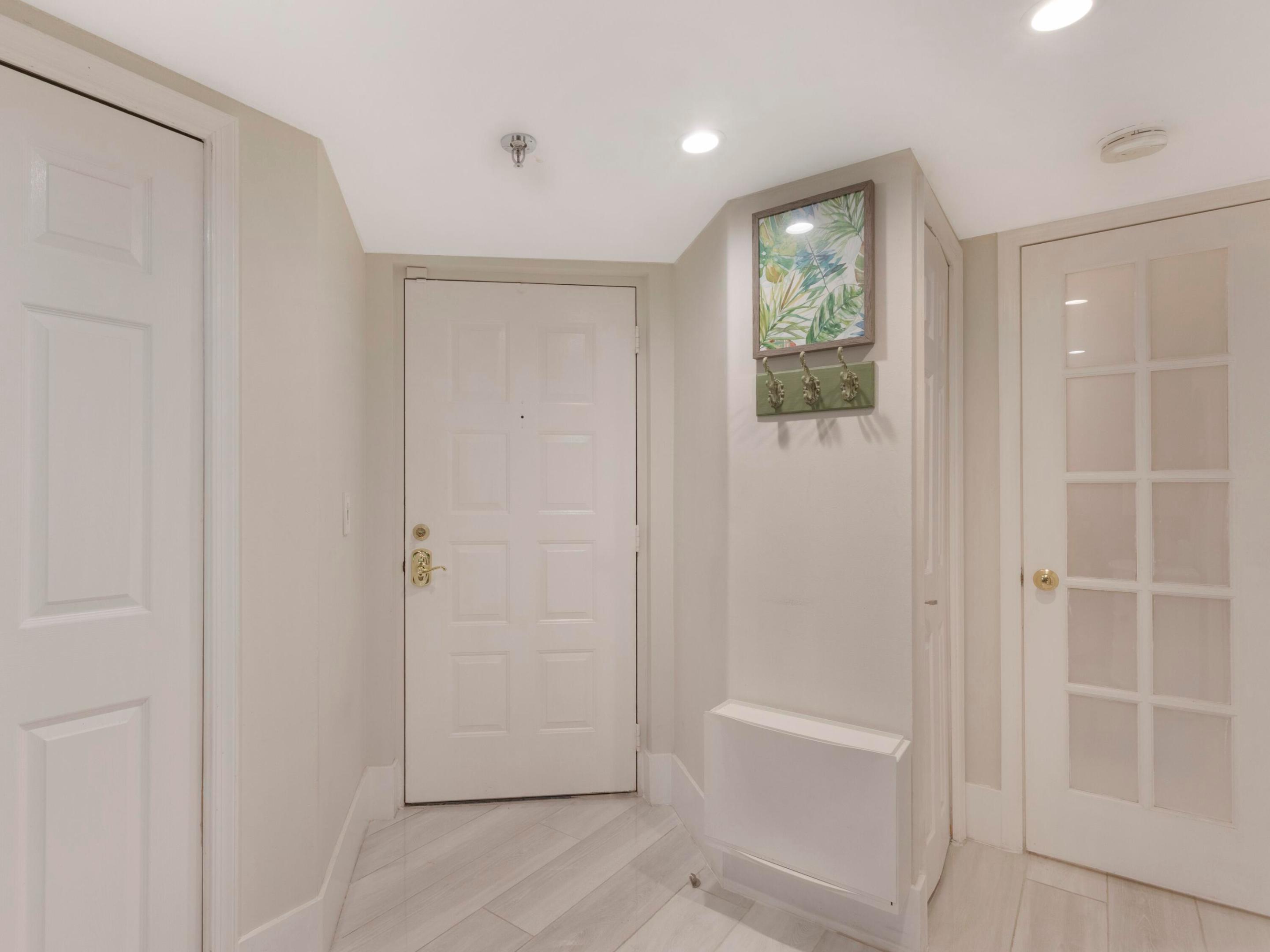 955 Egret Circle 102