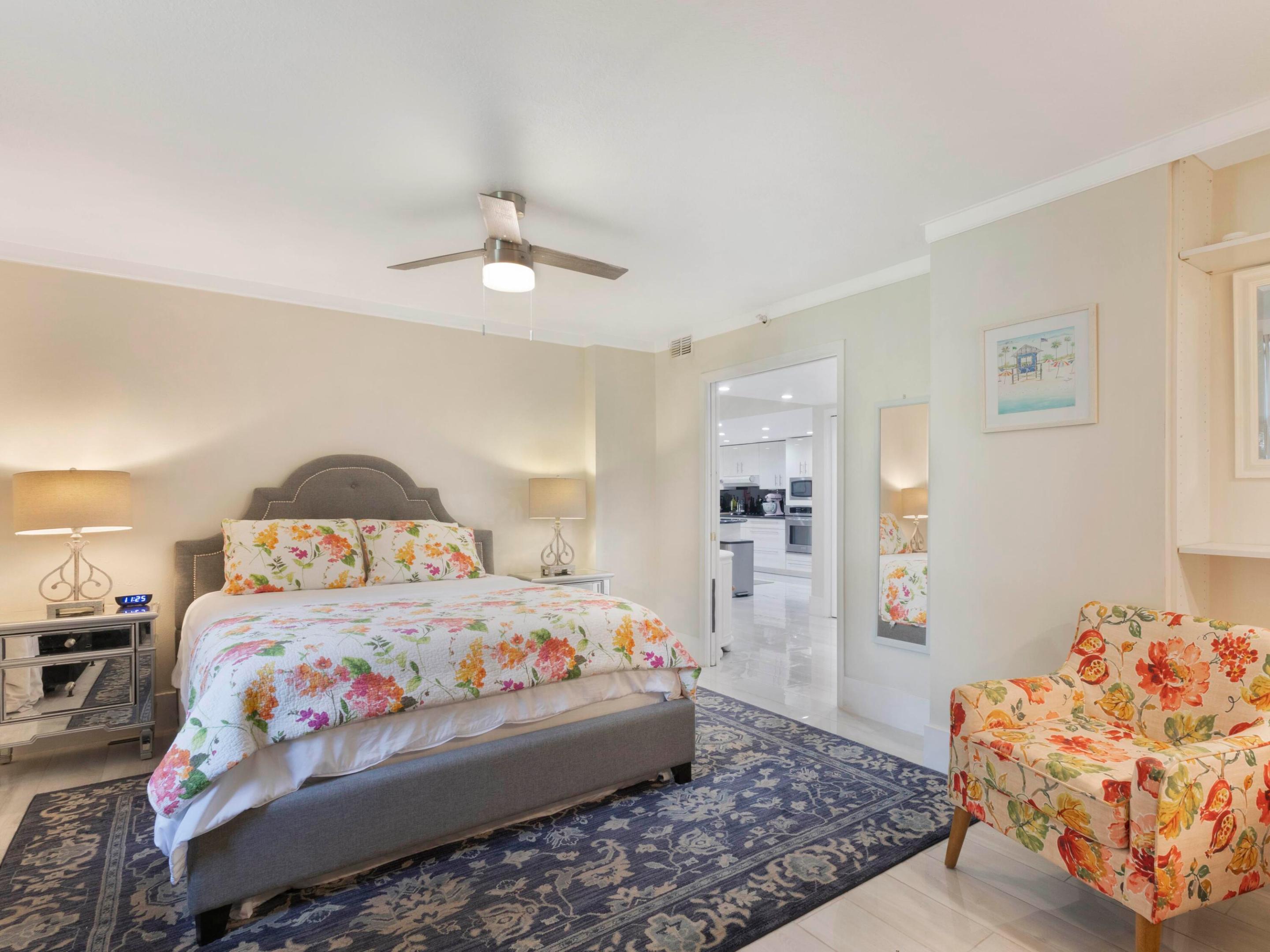 955 Egret Circle 102