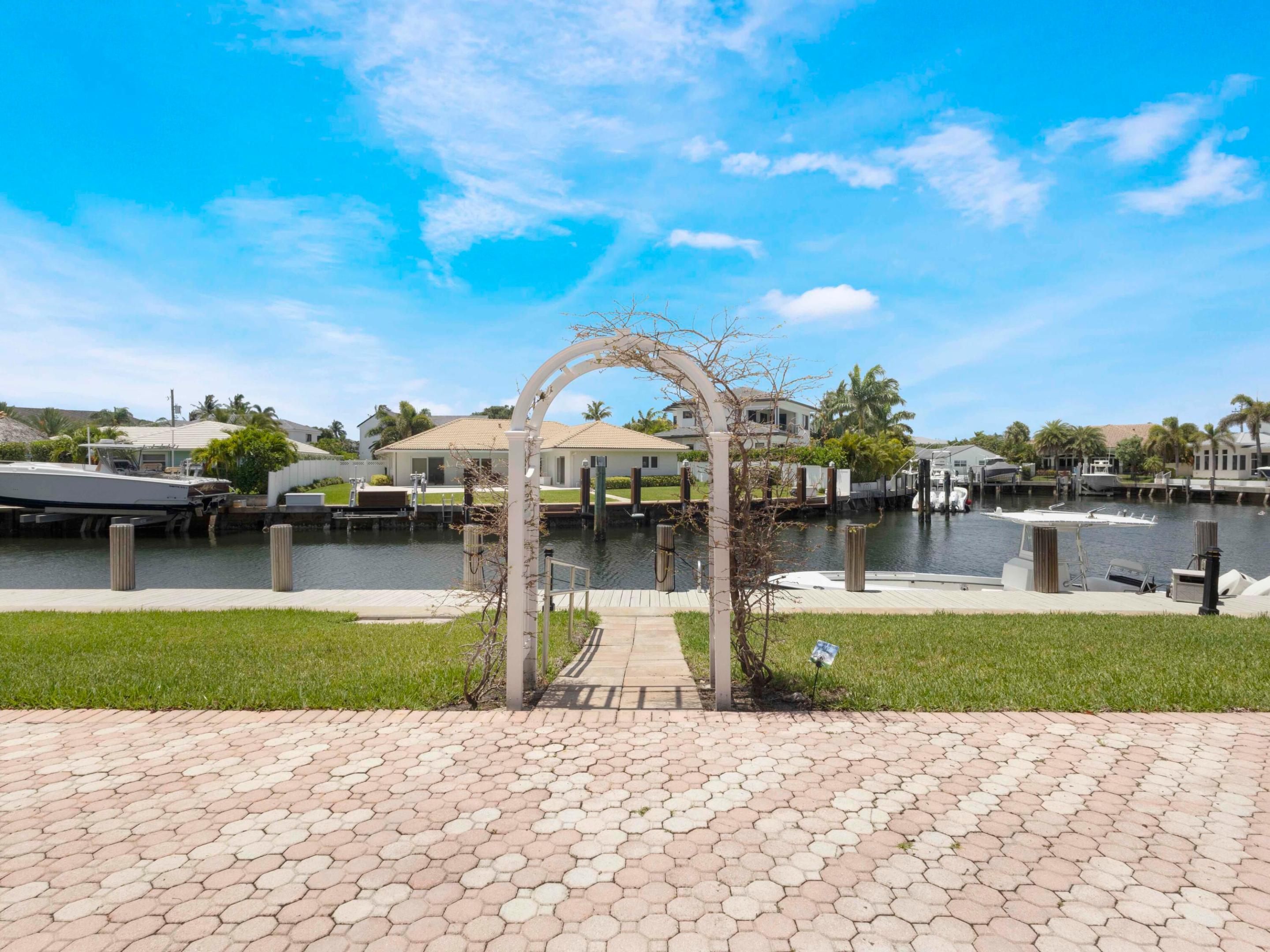 750 NE Spanish River 2020 Boulevard 2020
