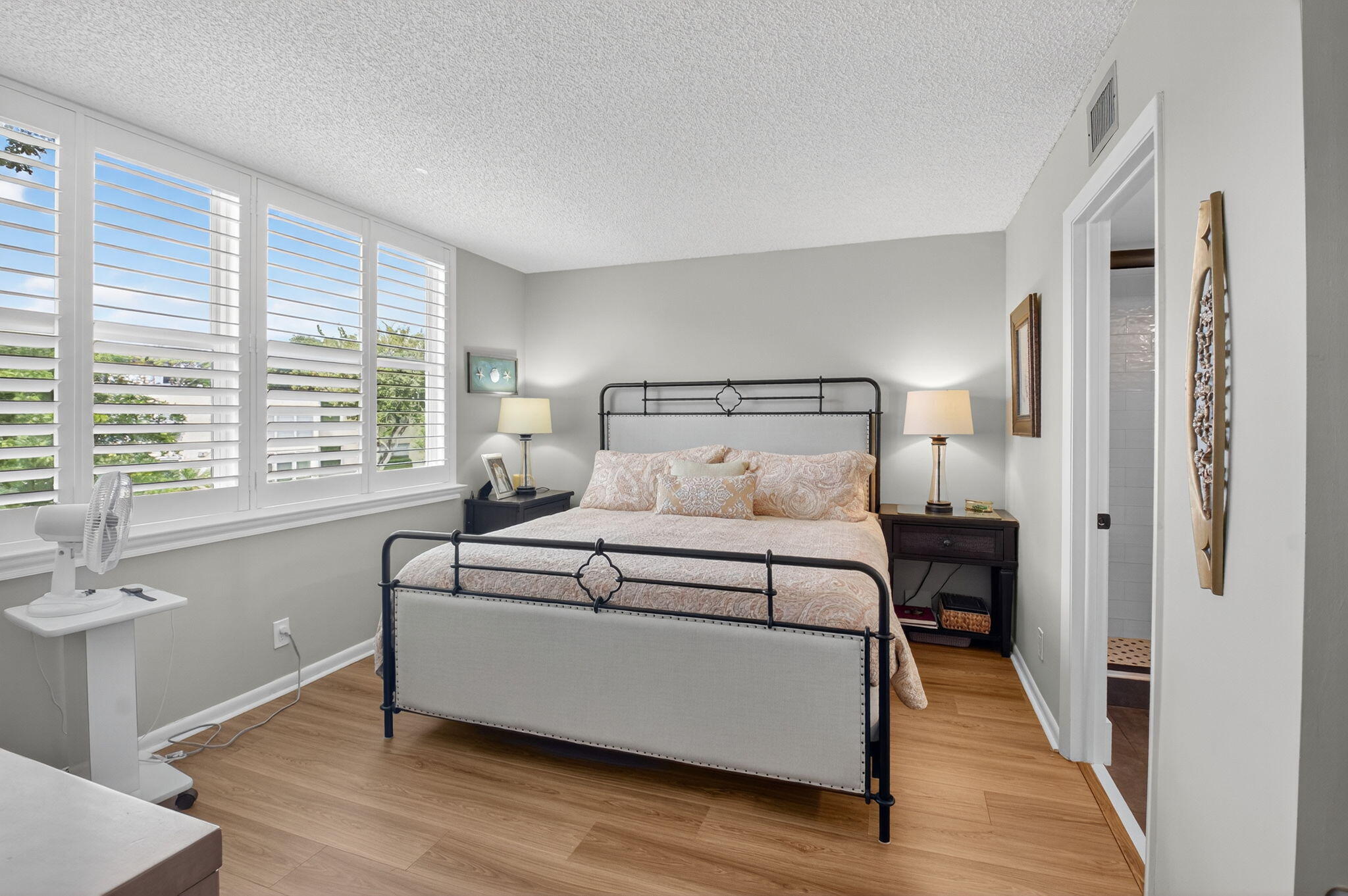 10 Willowbrook Lane 204