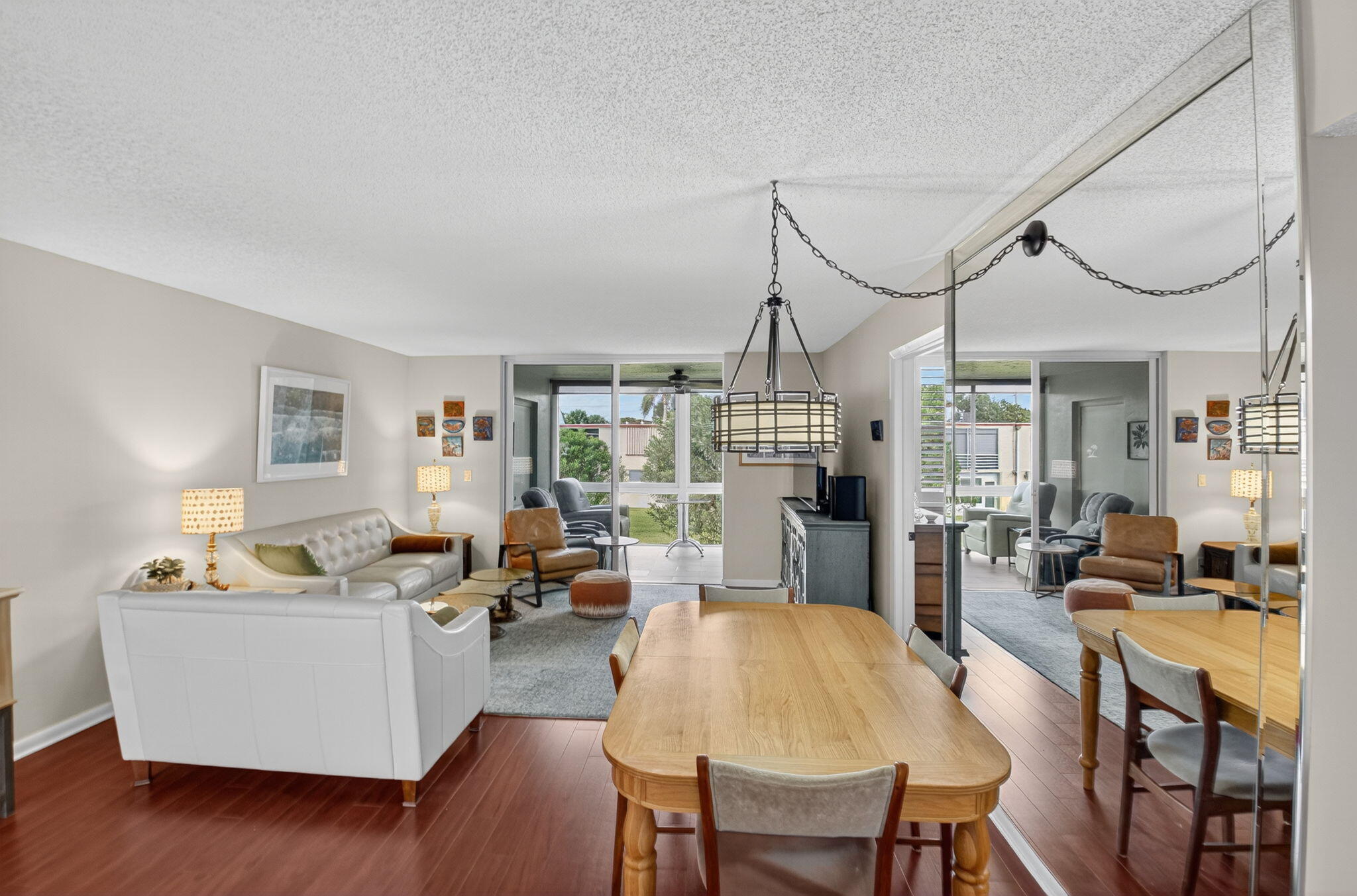 10 Willowbrook Lane 204