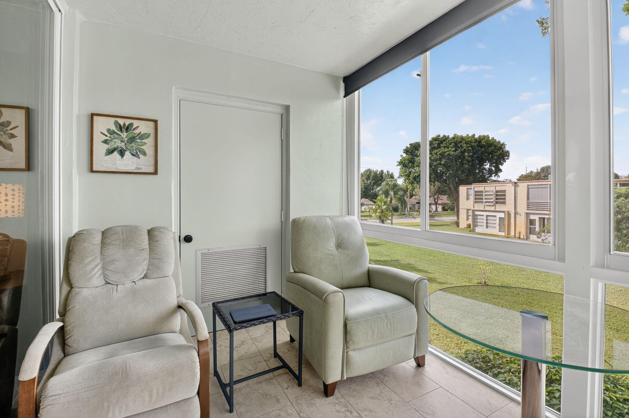 10 Willowbrook Lane 204