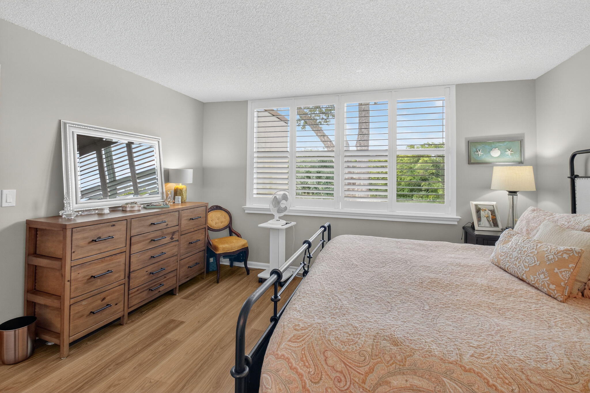 10 Willowbrook Lane 204