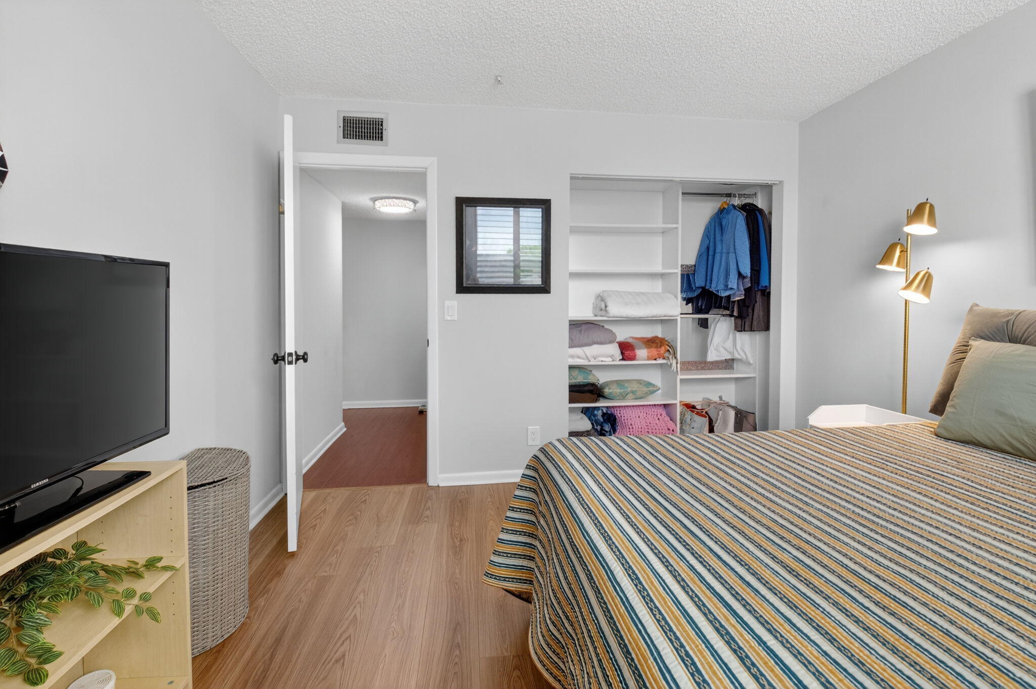 10 Willowbrook Lane 204
