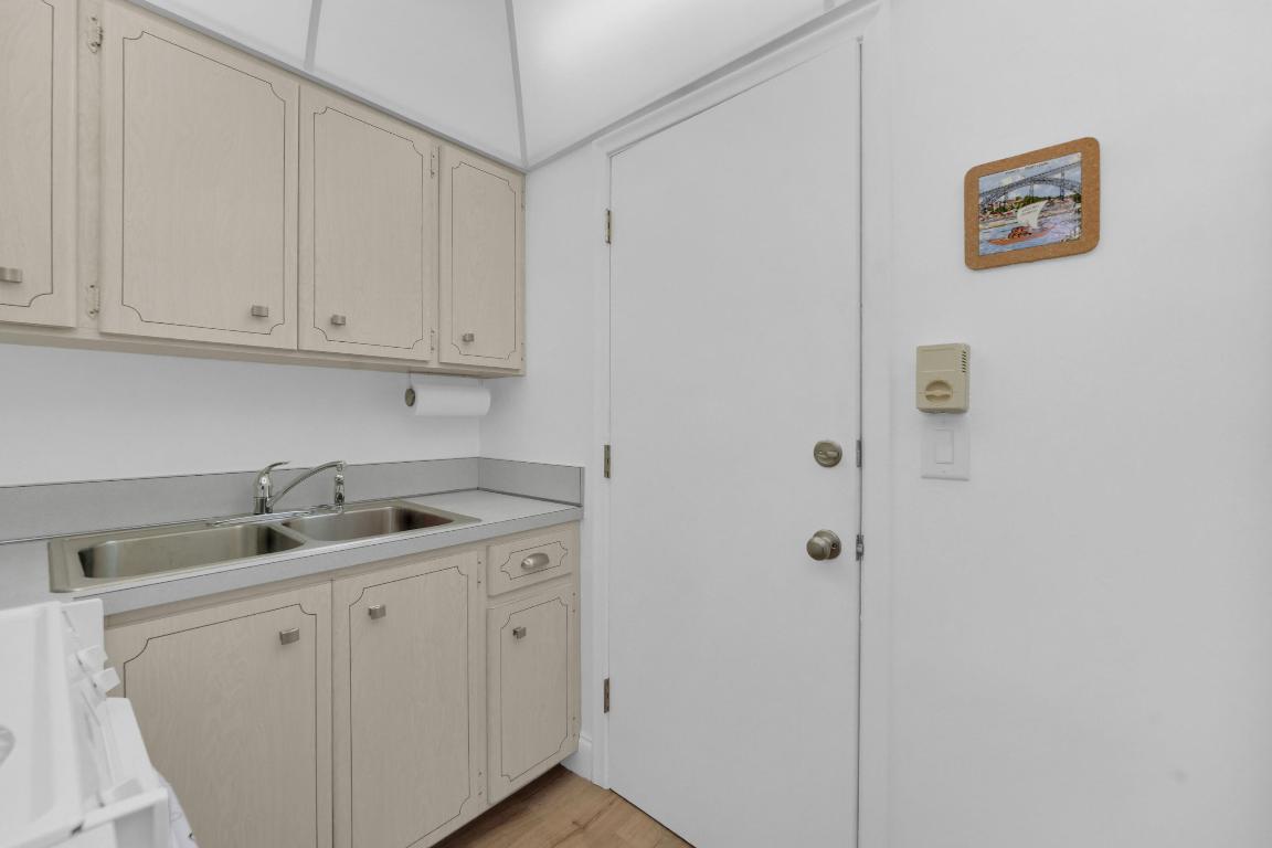 406 S Cypress Road 330