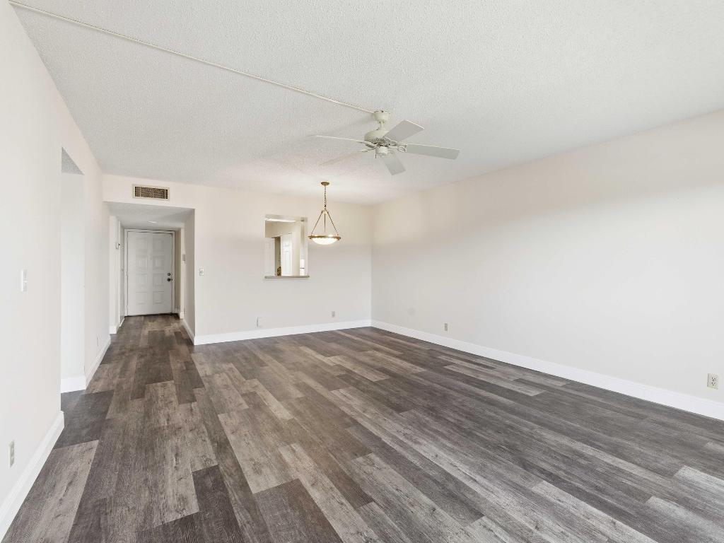 14310 Strathmore Lane 402