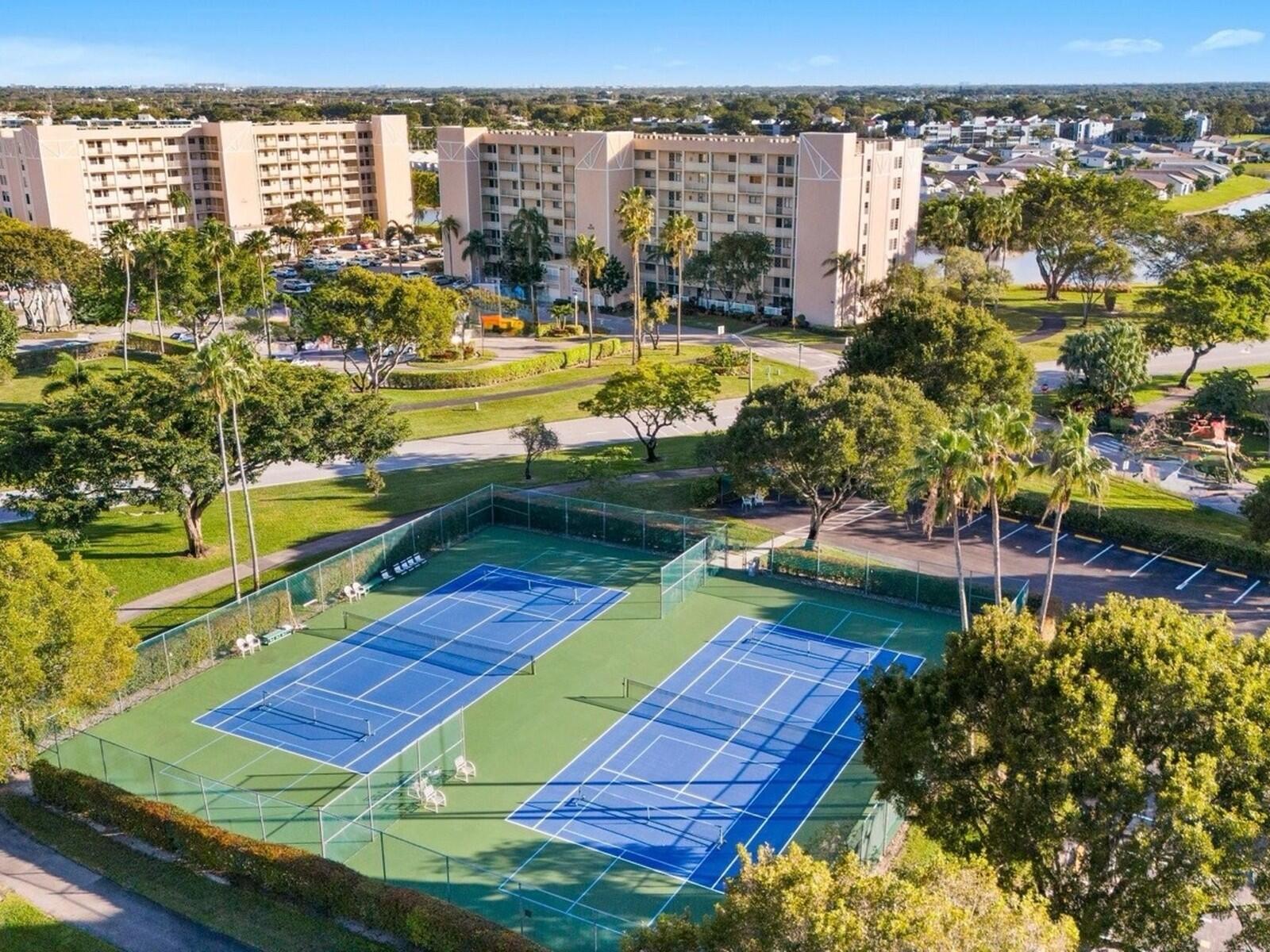 14310 Strathmore Lane 402