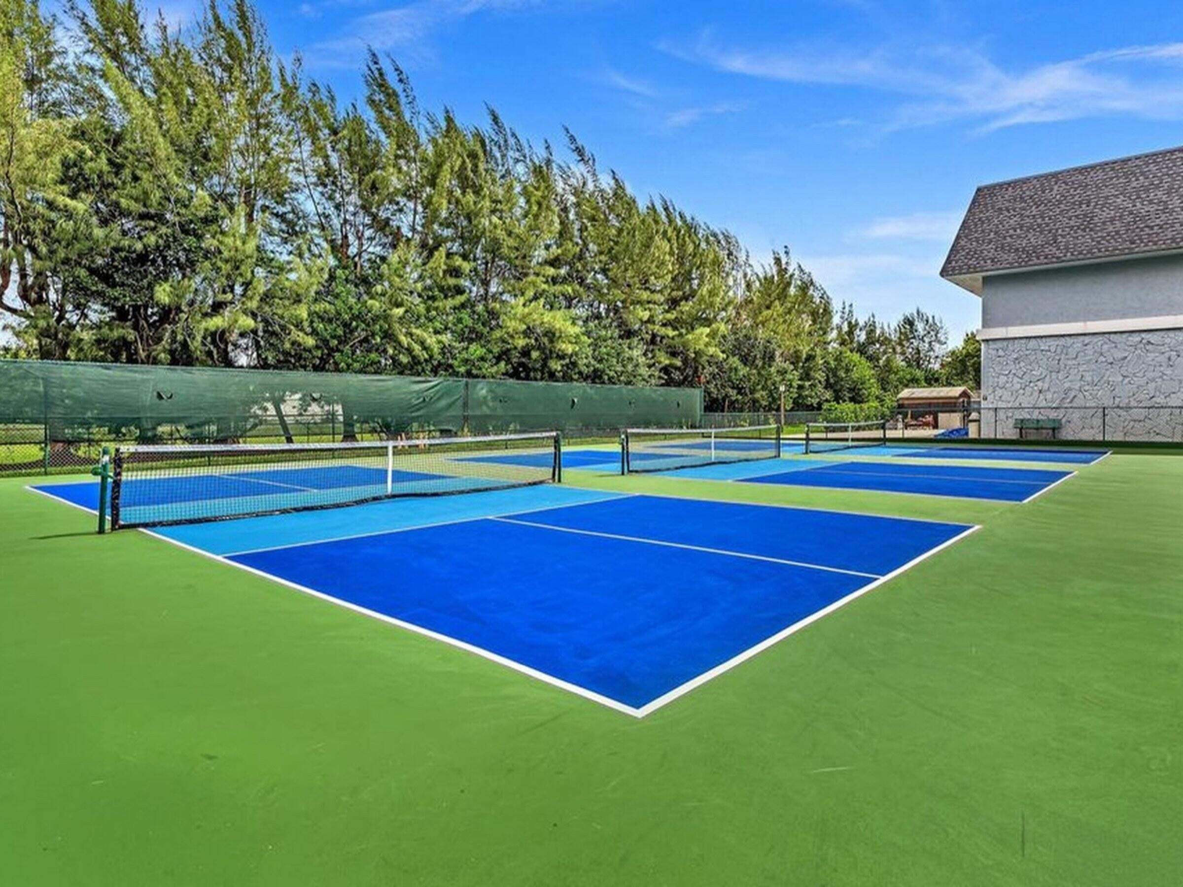 14310 Strathmore Lane 402