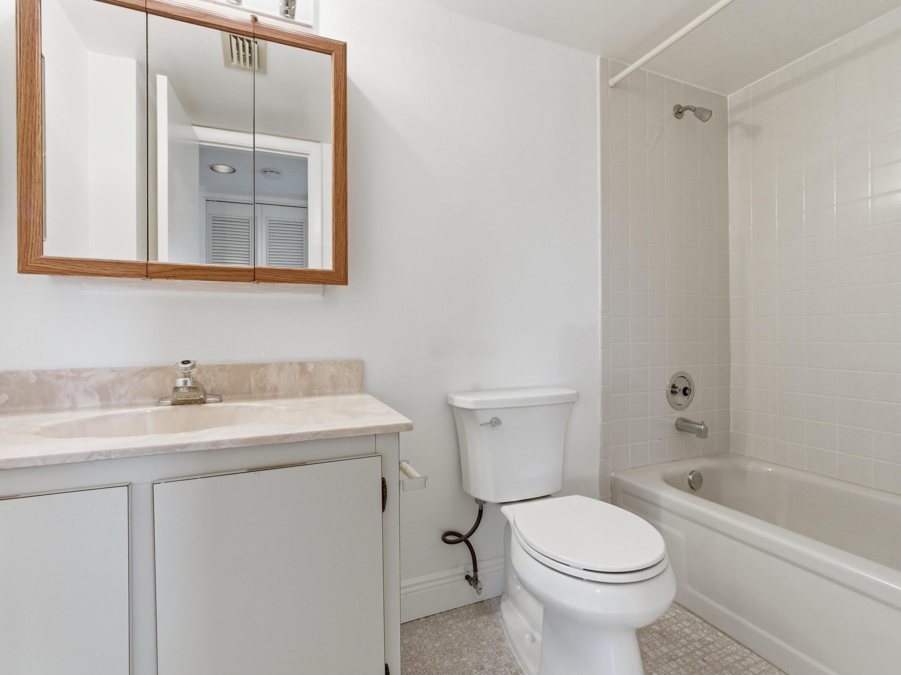 14310 Strathmore Lane 402