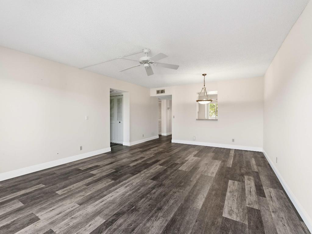 14310 Strathmore Lane 402