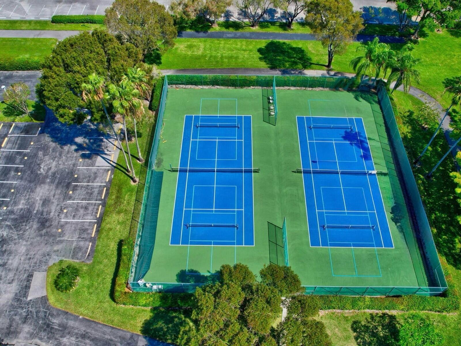 14310 Strathmore Lane 402