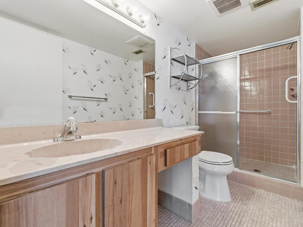 14310 Strathmore Lane 402