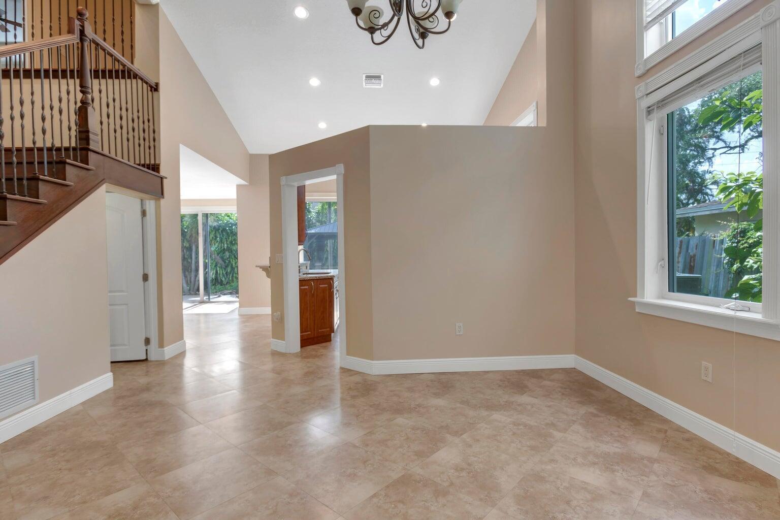 4500 SW 25th Terrace