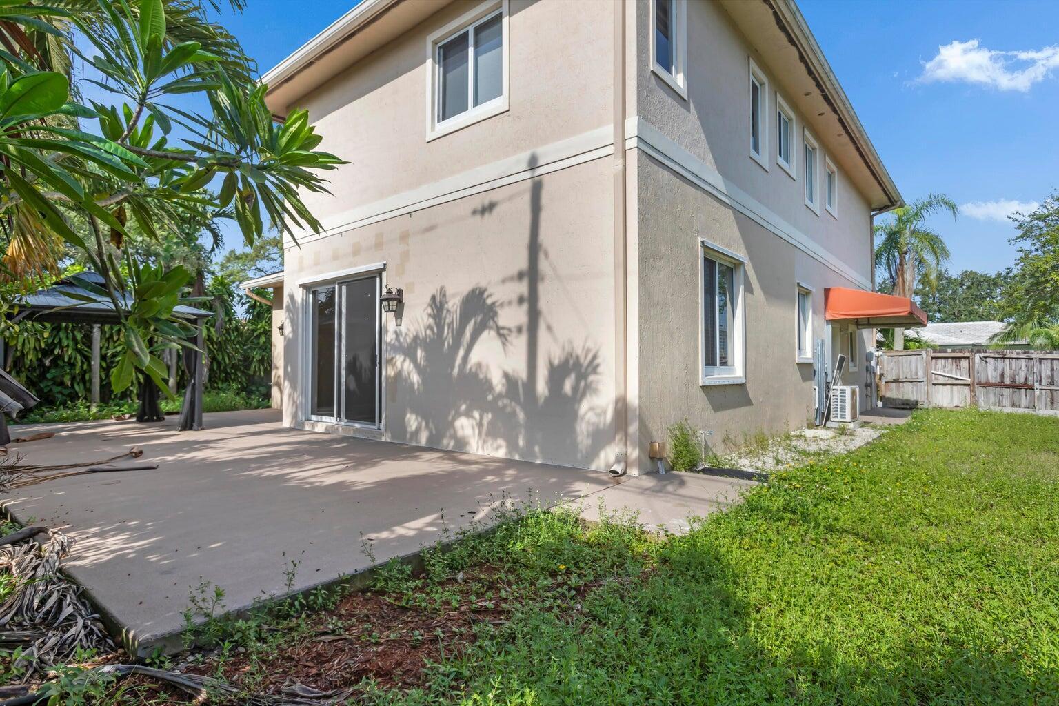 4500 SW 25th Terrace
