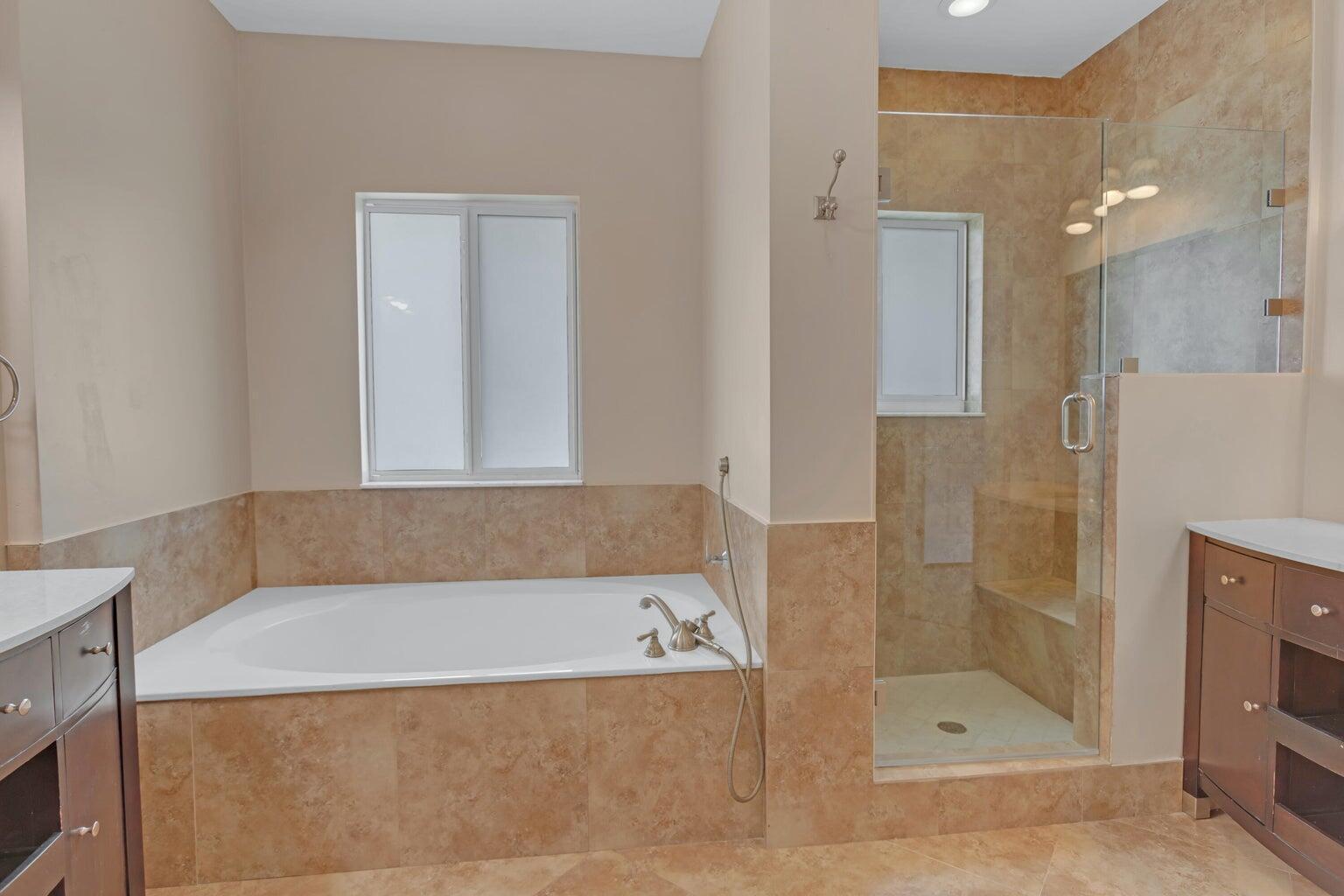 4500 SW 25th Terrace