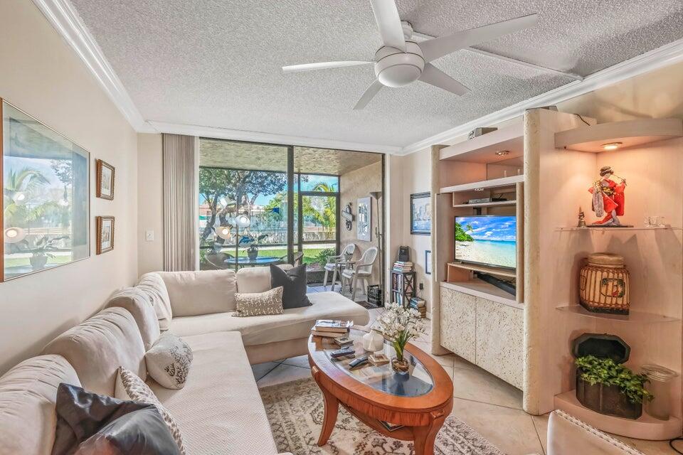 755 Dotterel Road 1105