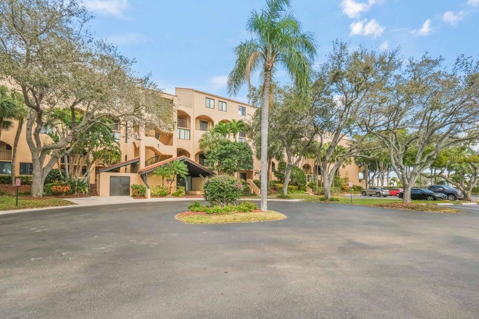 755 Dotterel Road 1105