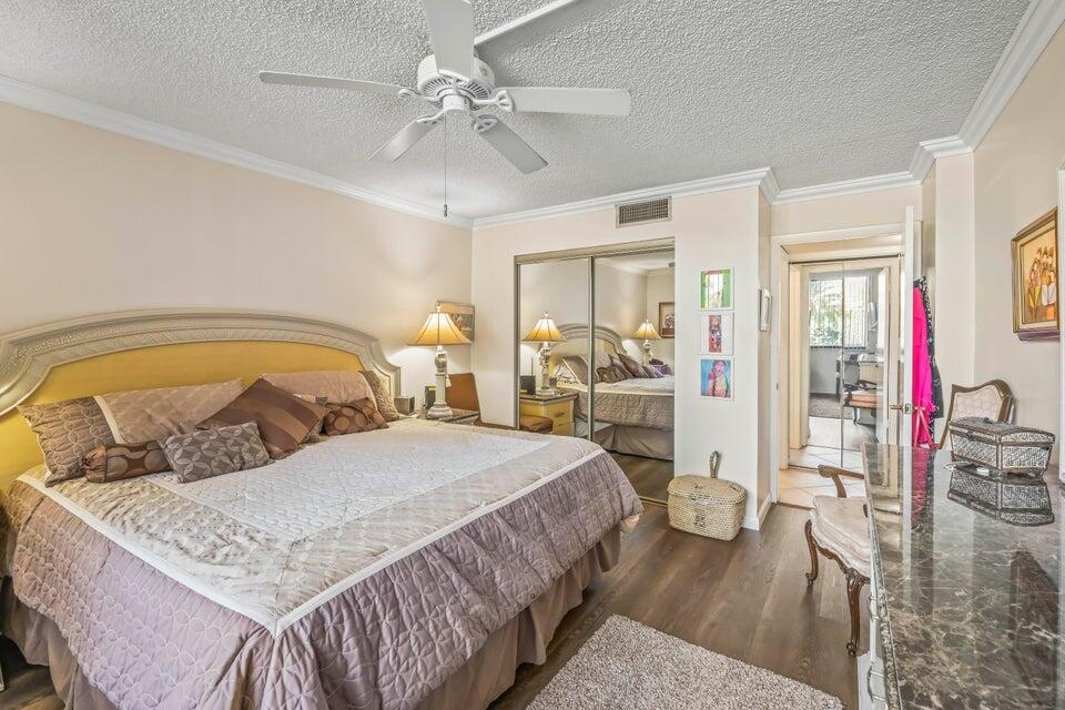 755 Dotterel Road 1105