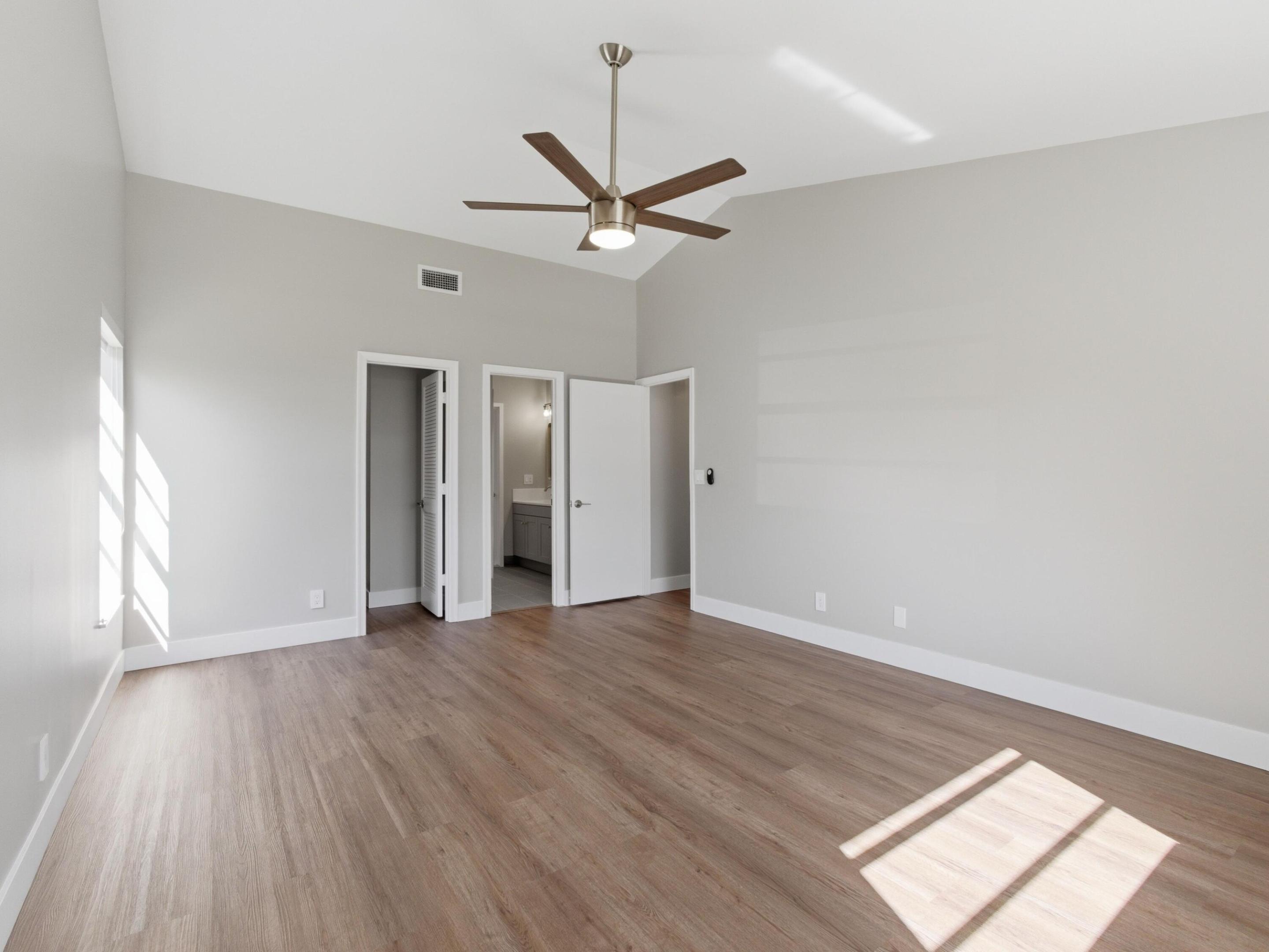 7838 Sunflower Drive