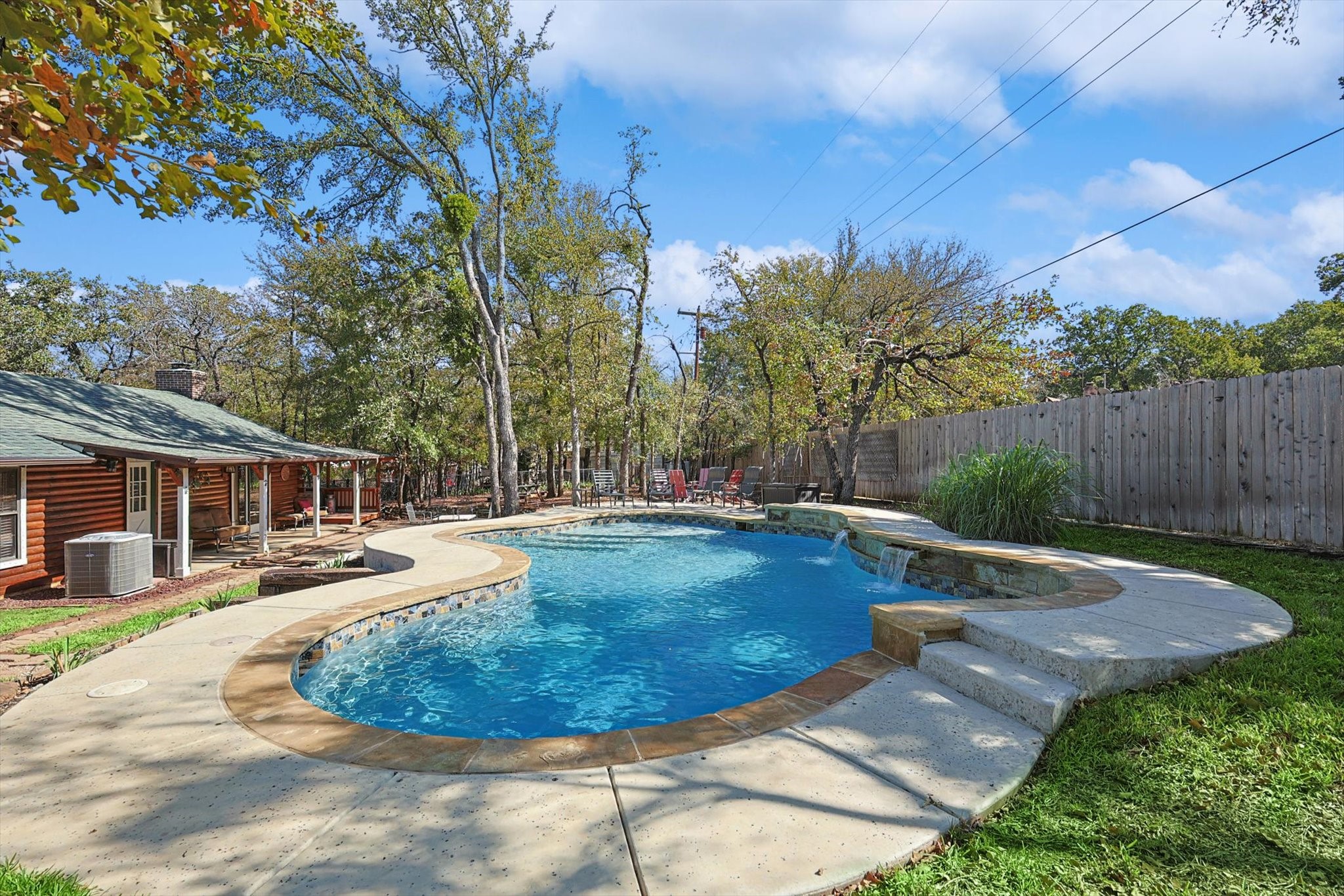 912 Jarvis Lane