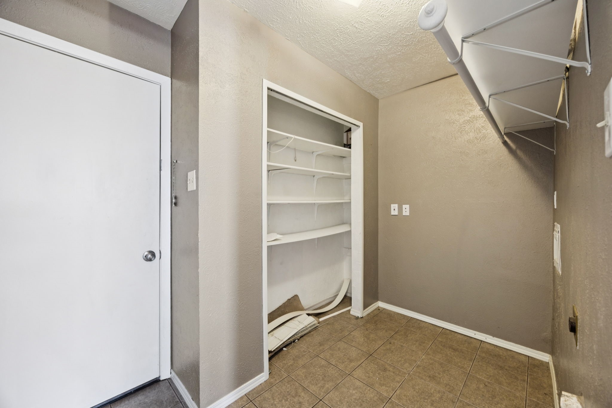 4101 Longstraw Drive