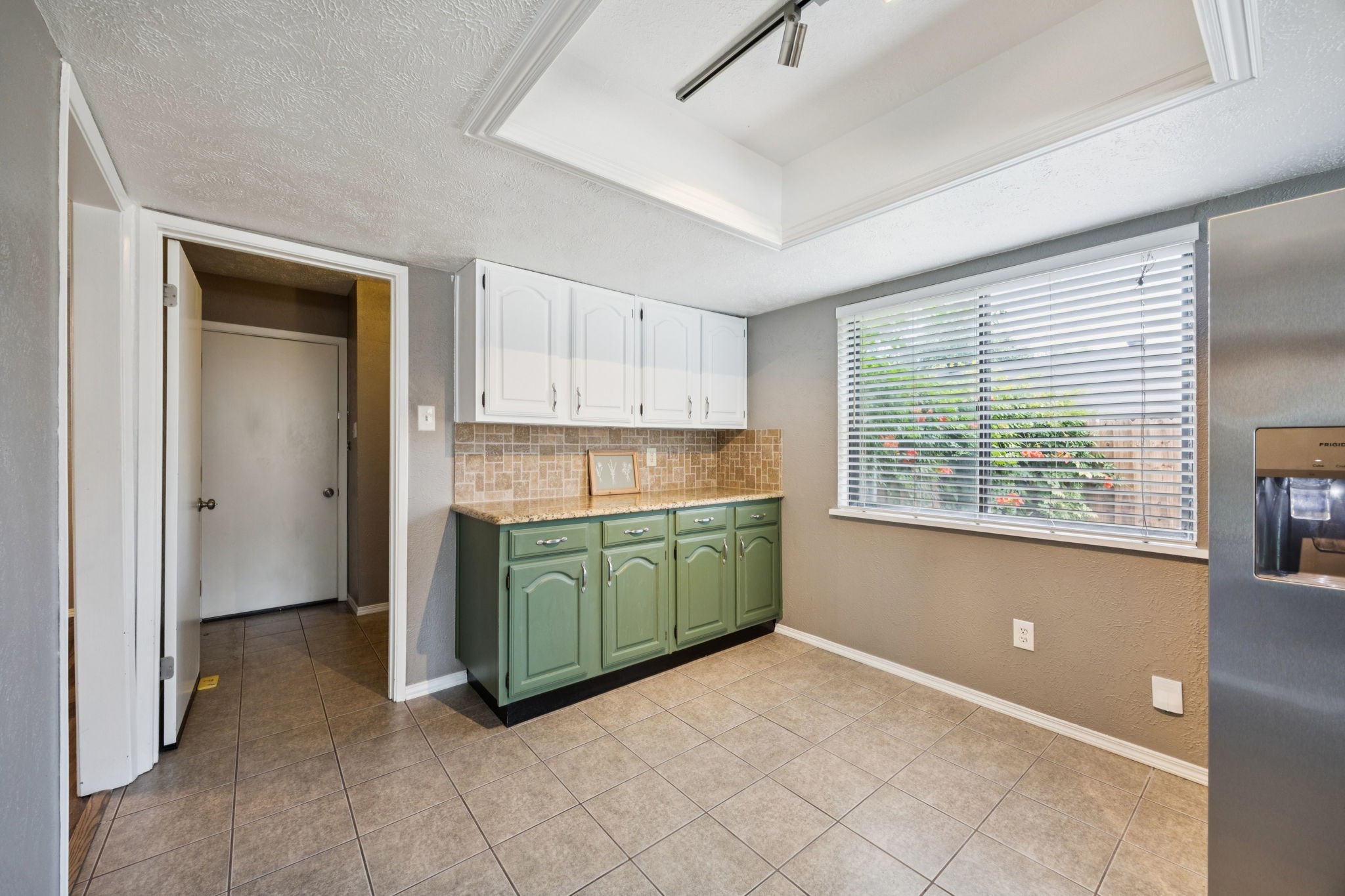 4101 Longstraw Drive