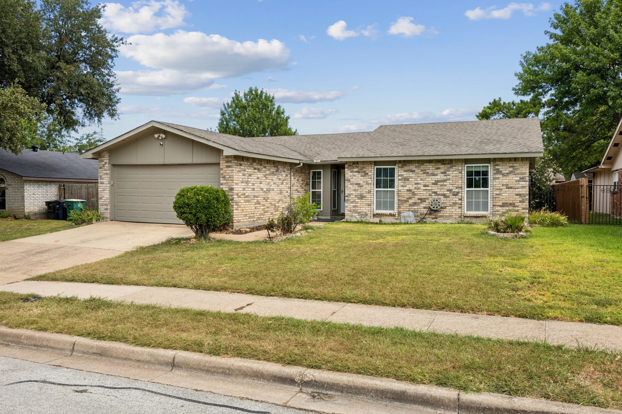 4101 Longstraw Drive