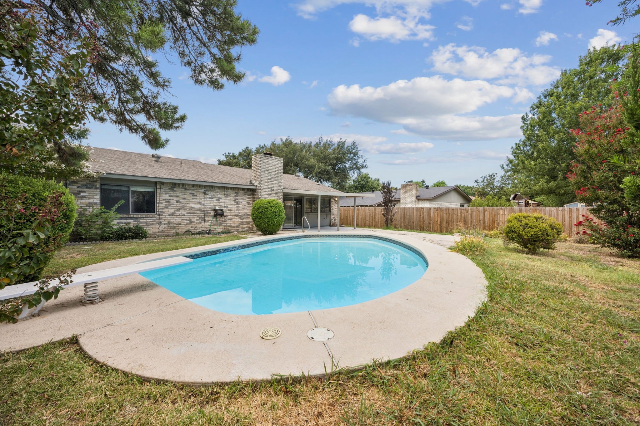 4101 Longstraw Drive