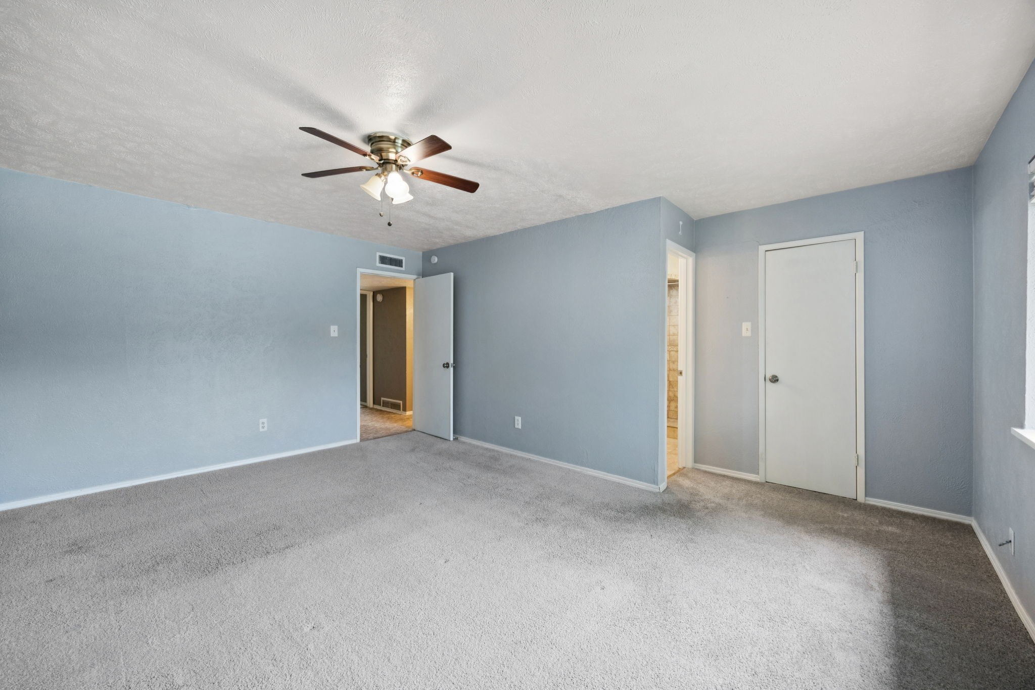 4101 Longstraw Drive