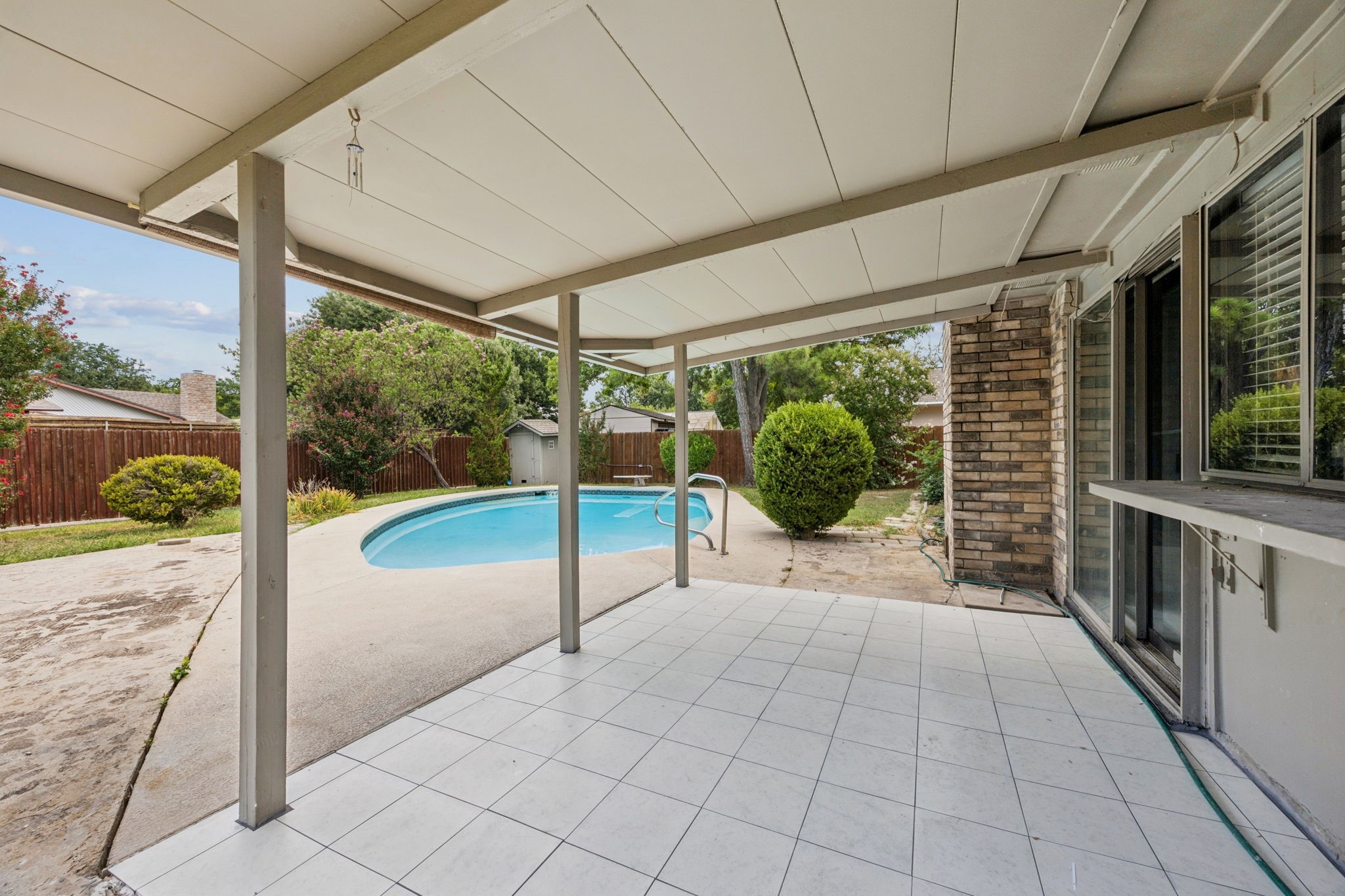 4101 Longstraw Drive