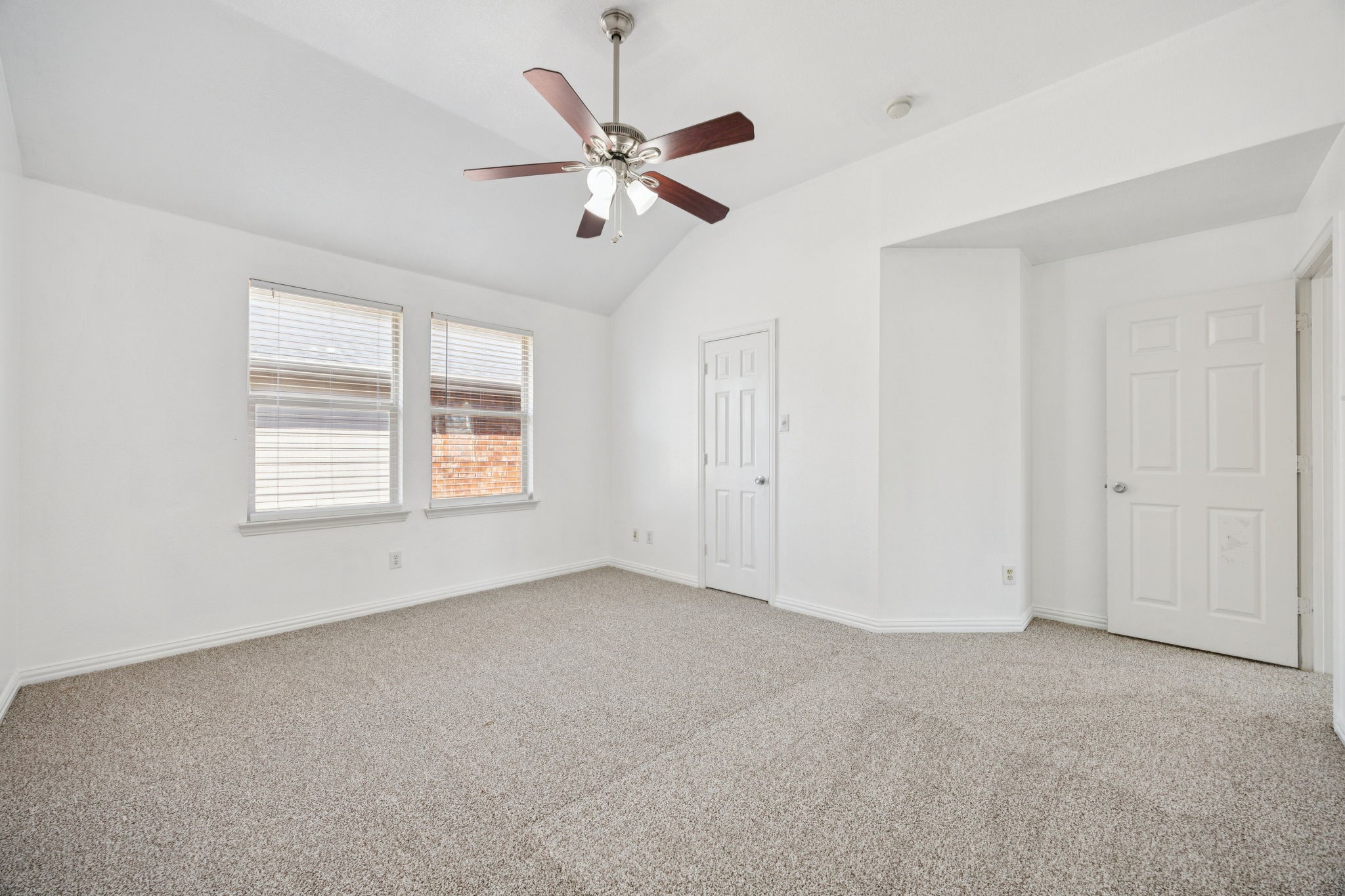 301 Highland Park Lane