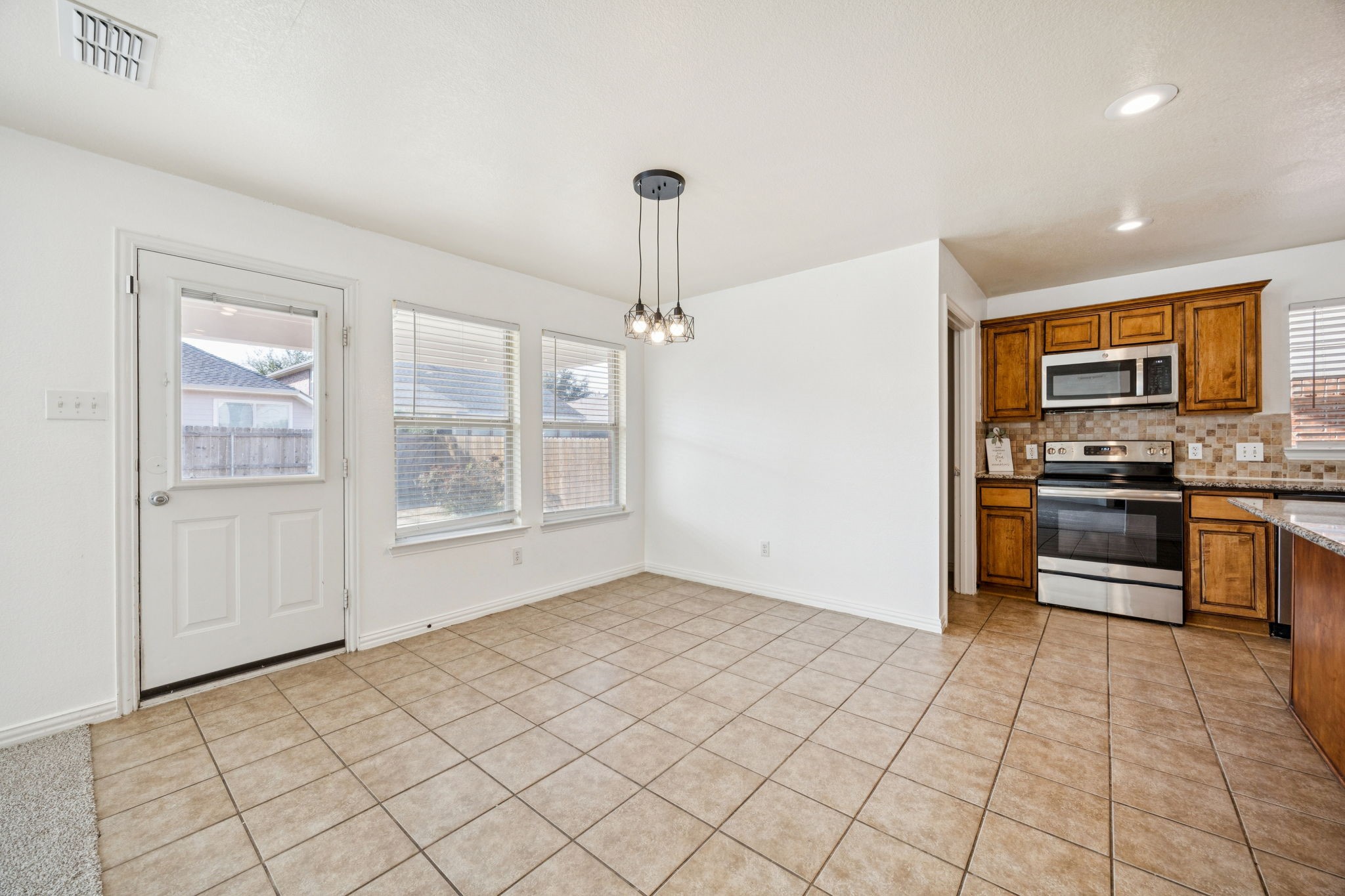 301 Highland Park Lane