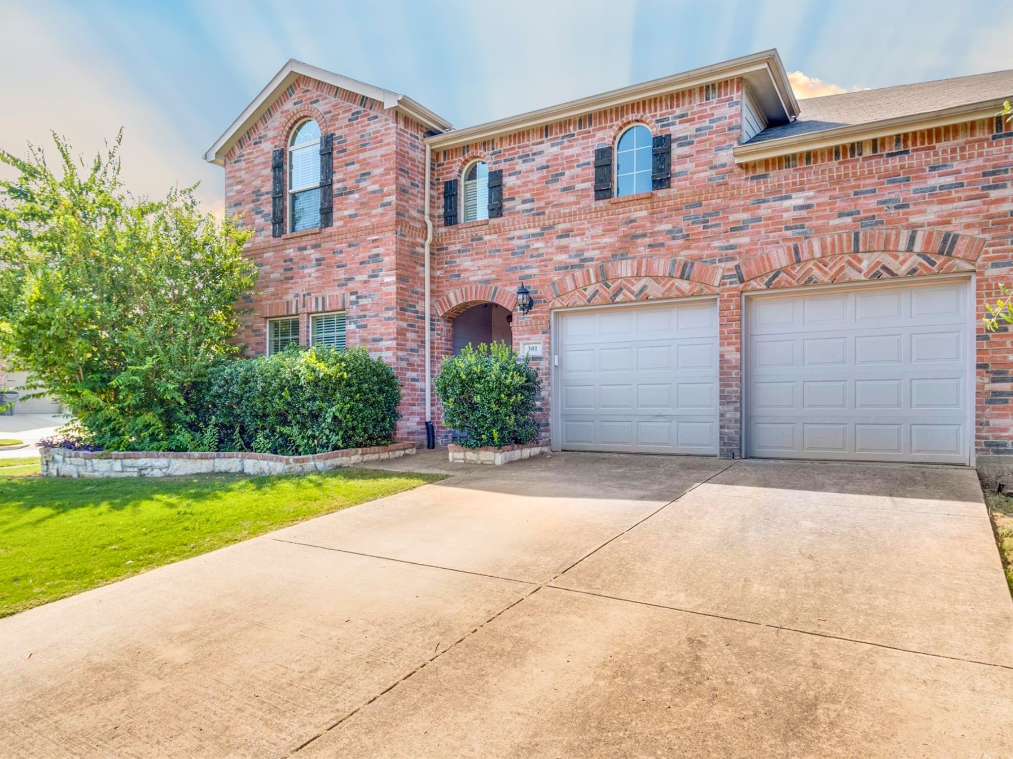 301 Highland Park Lane
