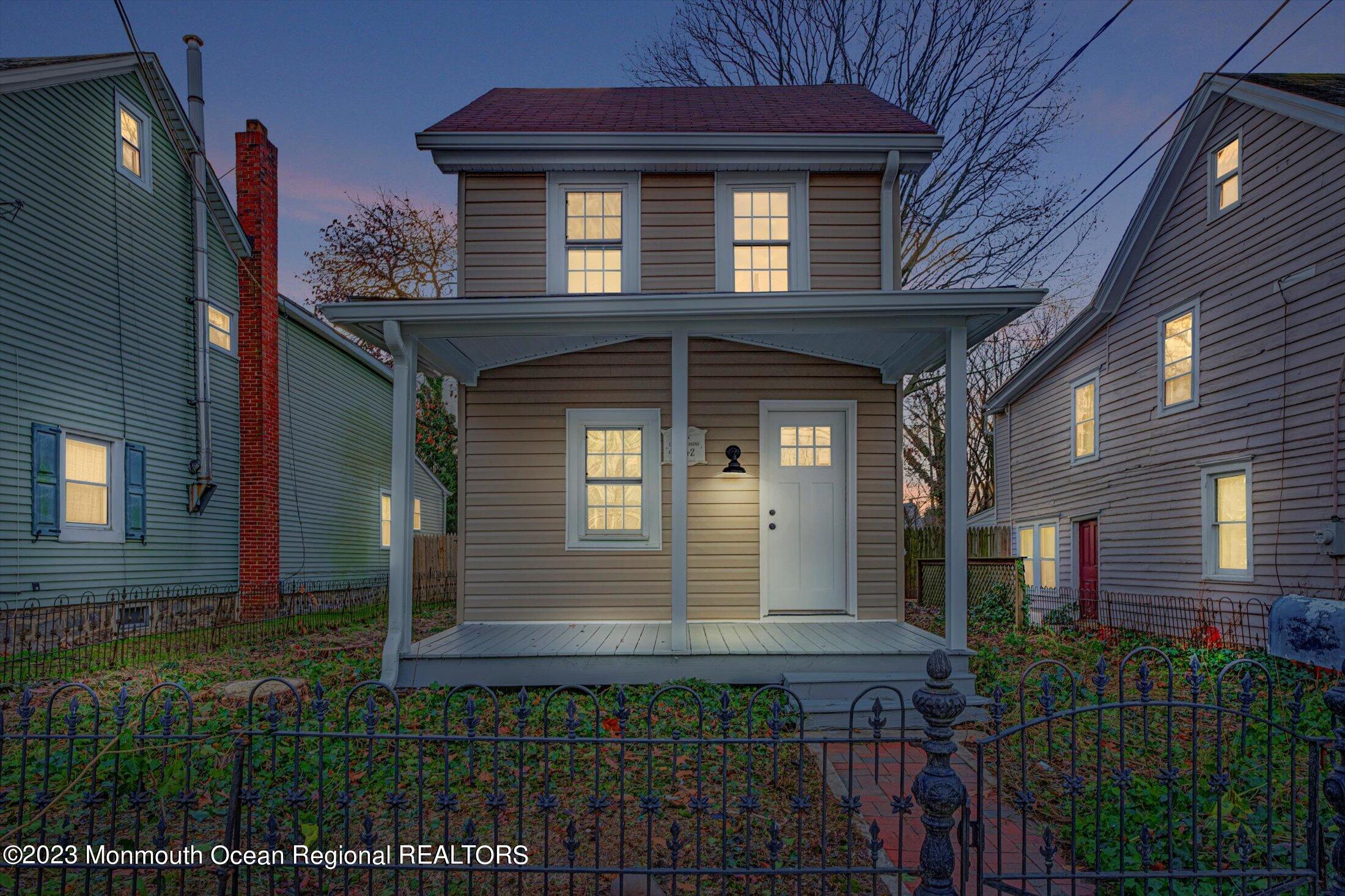 467 Cooper Street